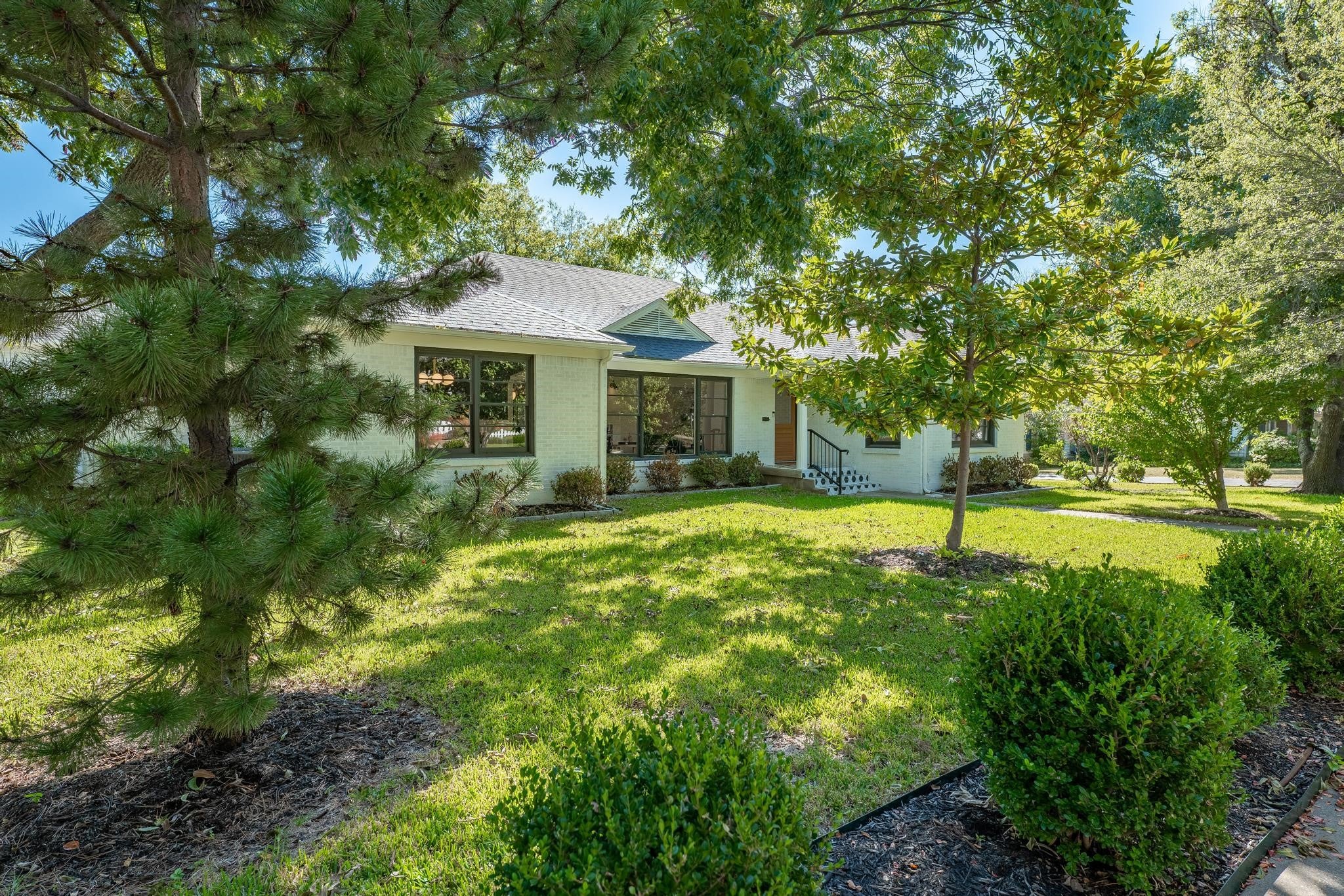 Mckinney, Texas, 75069, United States, 4 Bedrooms Bedrooms, ,4 BathroomsBathrooms,Residential,Active,1936375