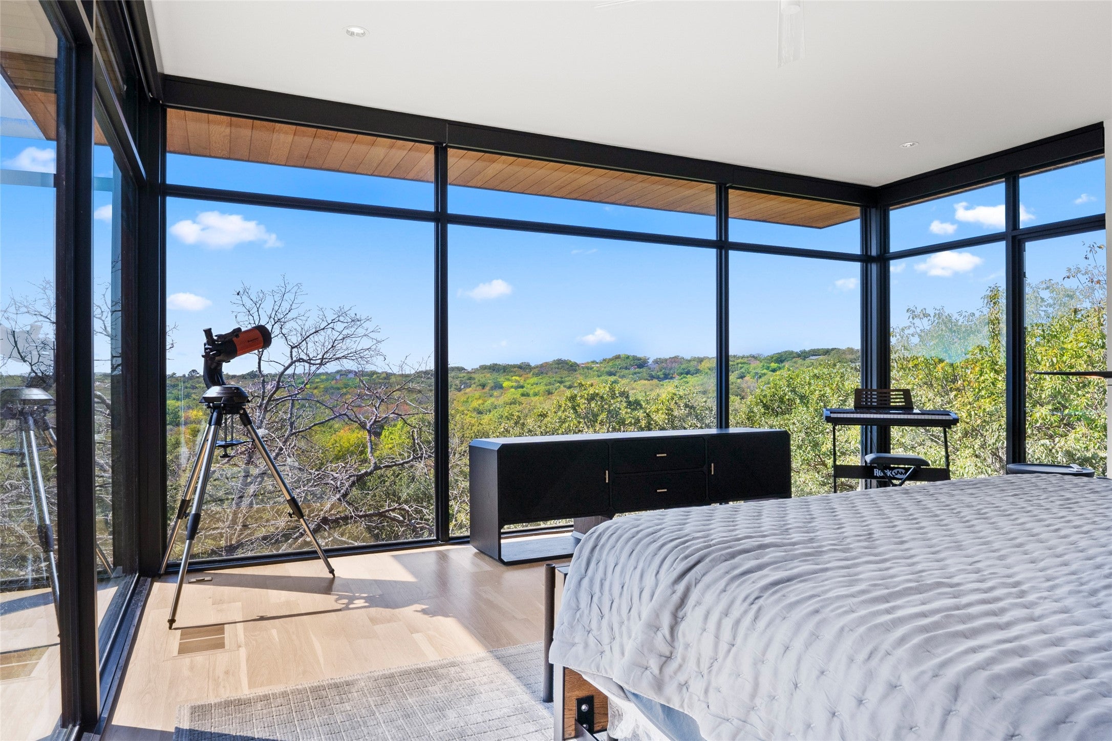 Flower Mound, Texas, 75022, United States, 5 Bedrooms Bedrooms, ,6 BathroomsBathrooms,Residential,Active,1964262