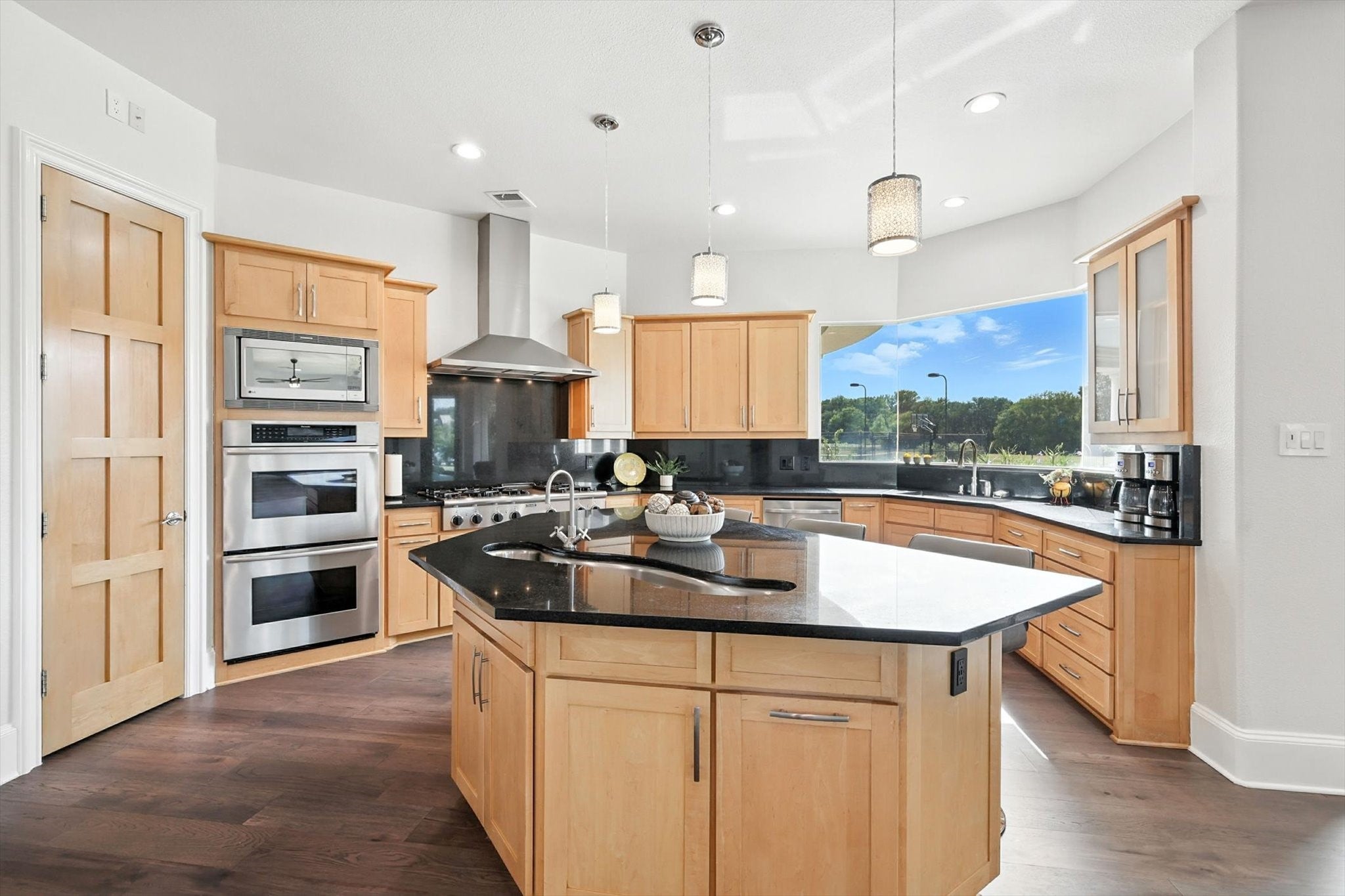 Argyle, Texas, 76226, United States, 5 Bedrooms Bedrooms, ,7 BathroomsBathrooms,Residential,Active,1922340