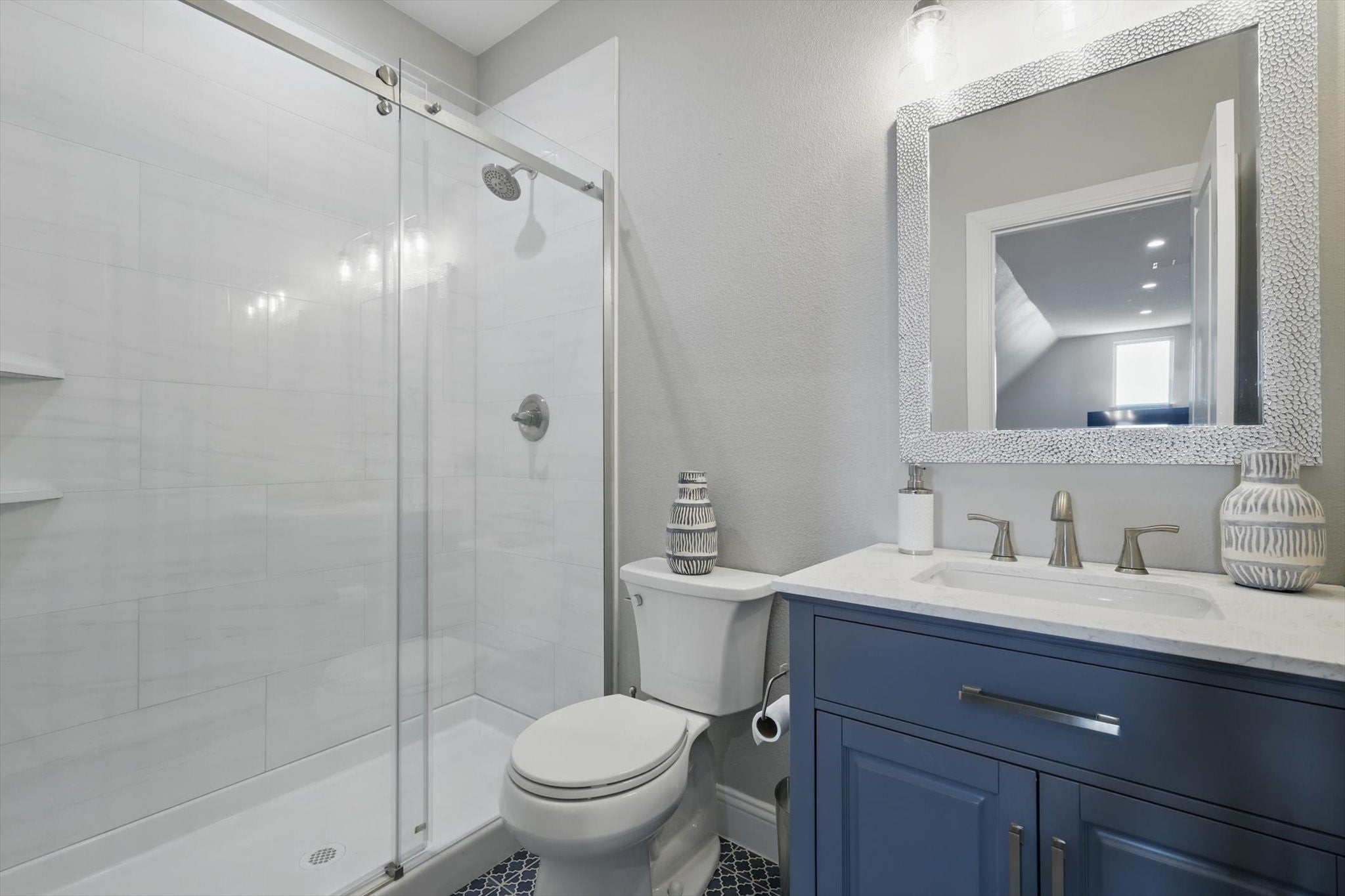 Fort Worth, Texas, 76126, United States, 4 Bedrooms Bedrooms, ,6 BathroomsBathrooms,Residential,Active,1828687