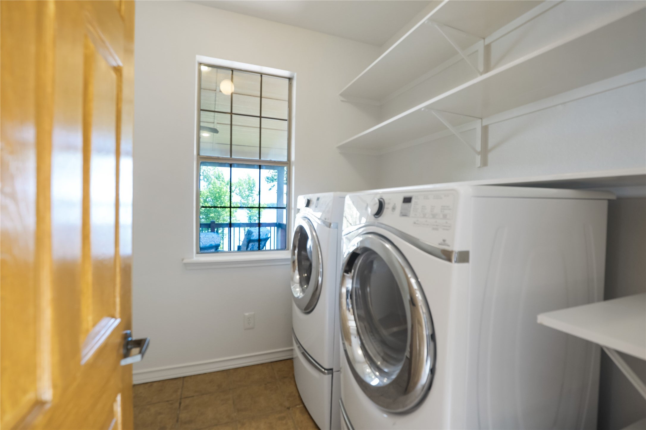 Scroggins, Texas, 75480, United States, 5 Bedrooms Bedrooms, ,5 BathroomsBathrooms,Residential,Active,1781819