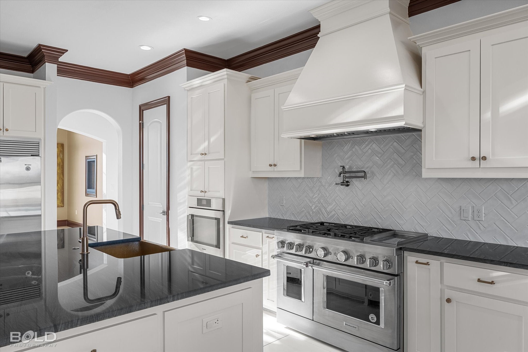 Shreveport, Louisiana, 71107, United States, 4 Bedrooms Bedrooms, ,5 BathroomsBathrooms,Residential,Active,1990582