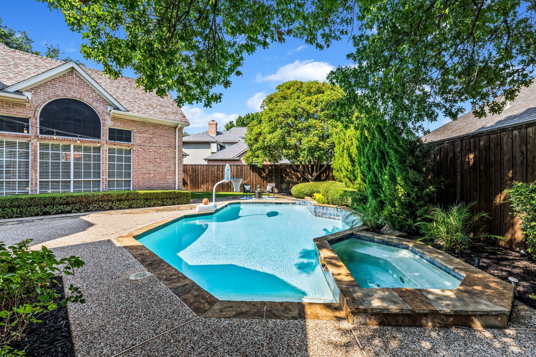 Plano, Texas, 75093, United States, 4 Bedrooms Bedrooms, ,5 BathroomsBathrooms,Residential,Active,1945444