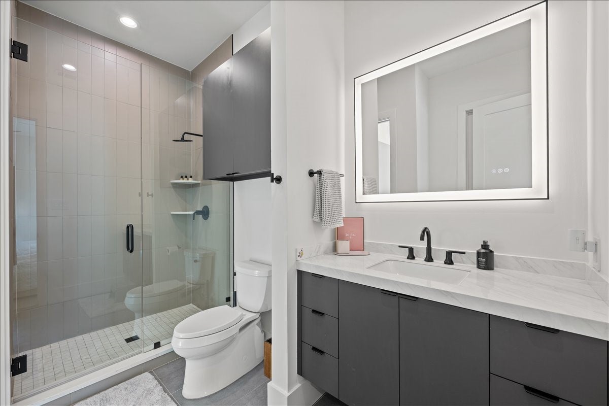 Dallas, Texas, 75206, United States, 4 Bedrooms Bedrooms, ,5 BathroomsBathrooms,Residential,Active,1967298