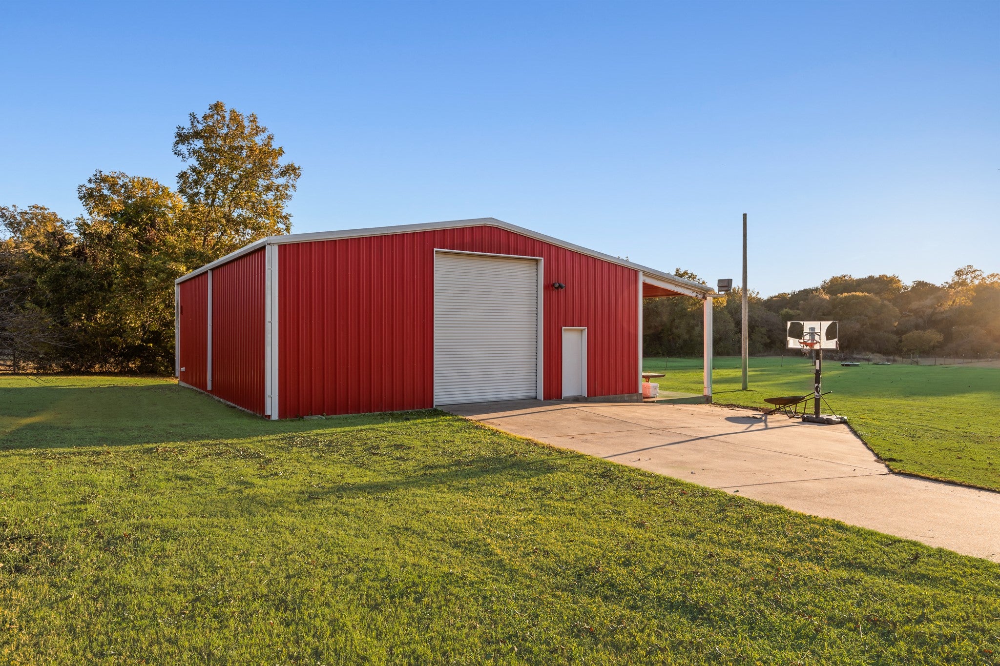 Midlothian, Texas, 76065, United States, 4 Bedrooms Bedrooms, ,4 BathroomsBathrooms,Residential,Active,1992317