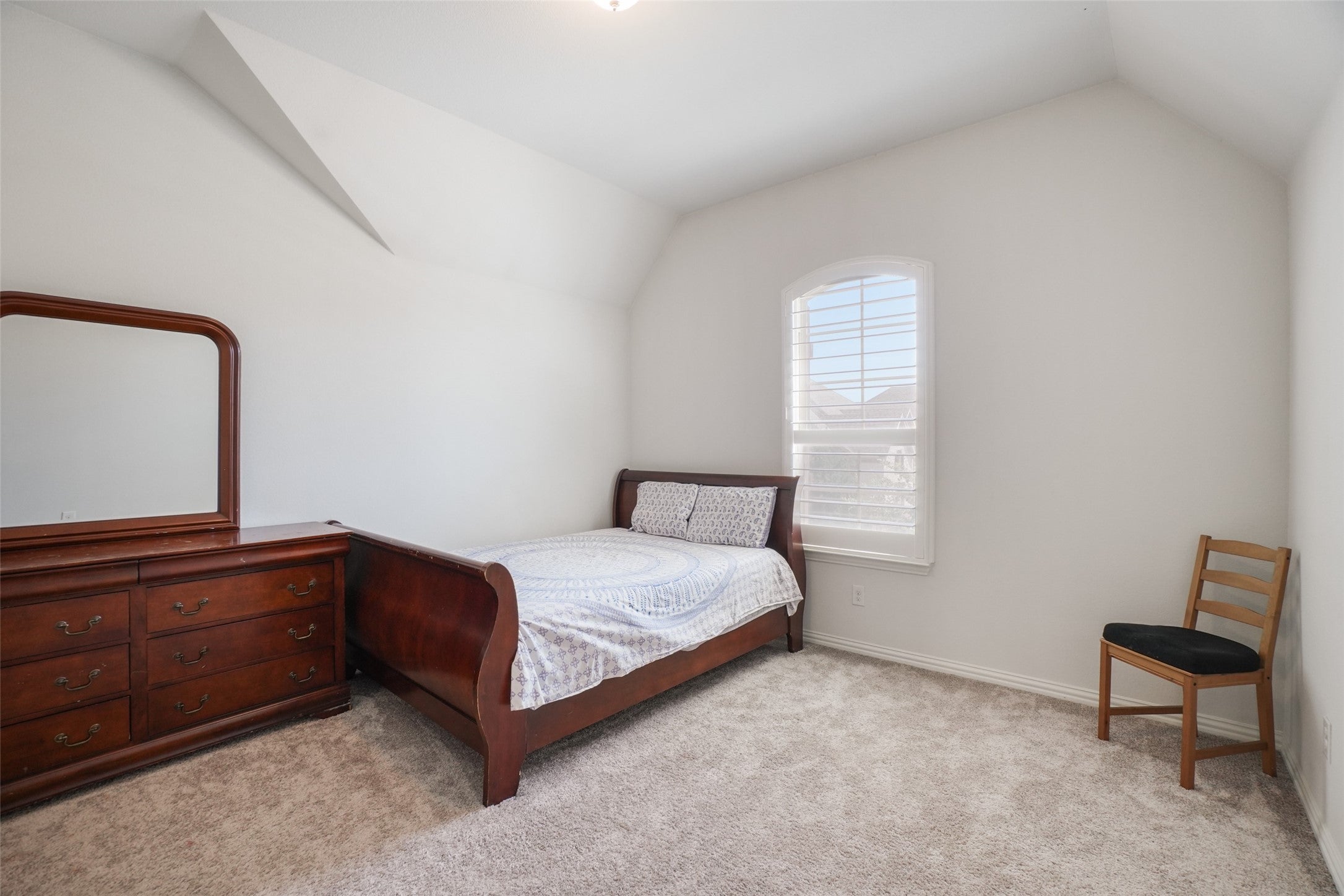 Irving, Texas, 75039, United States, 5 Bedrooms Bedrooms, ,5 BathroomsBathrooms,Residential,Active,1997879