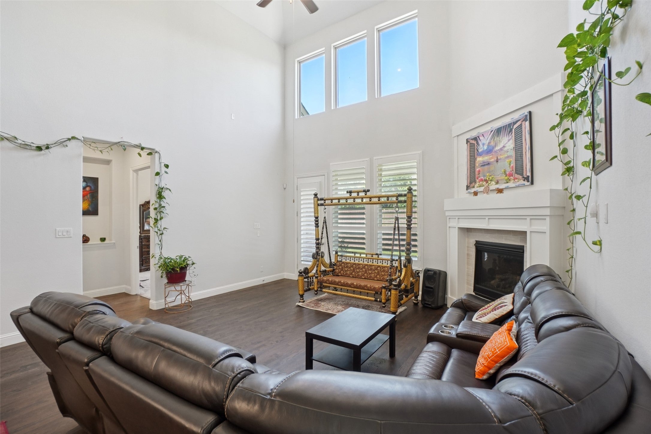 Irving, Texas, 75039, United States, 5 Bedrooms Bedrooms, ,5 BathroomsBathrooms,Residential,Active,1997879