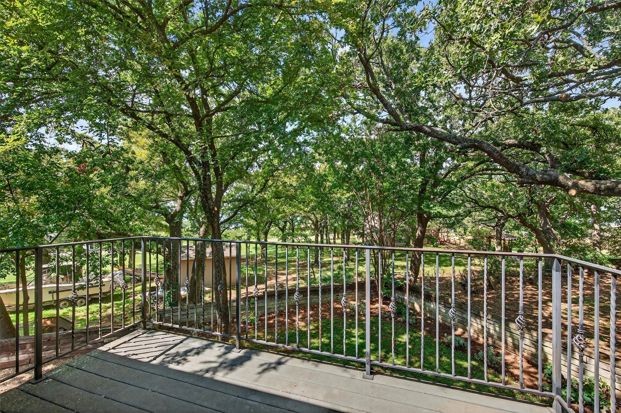 Pottsboro, Texas, 75076, United States, 5 Bedrooms Bedrooms, ,6 BathroomsBathrooms,Residential,Active,1953378