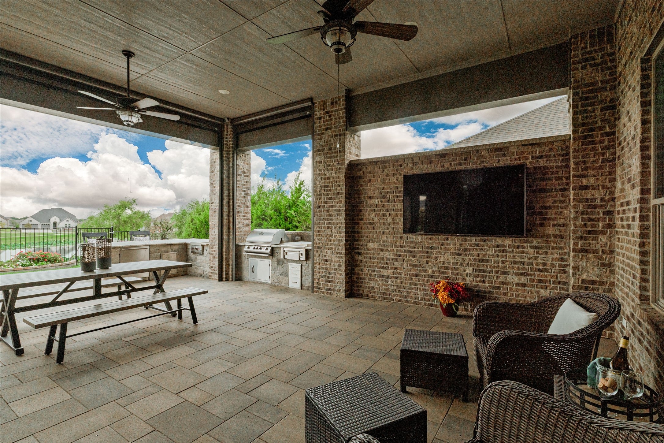 Denton, Texas, 76207, United States, 3 Bedrooms Bedrooms, ,3 BathroomsBathrooms,Residential,Active,1704396