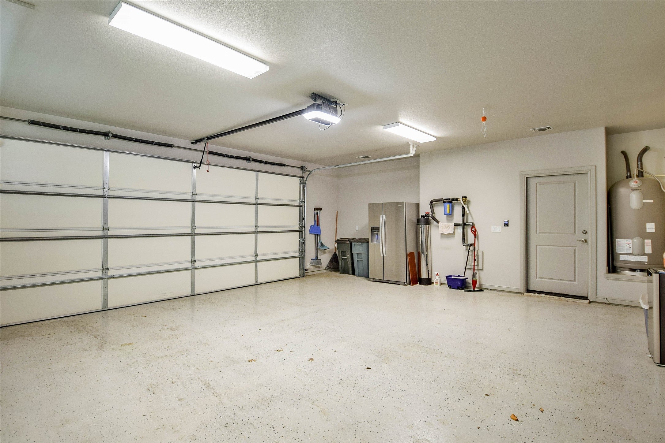 Granbury, Texas, 76048, United States, 3 Bedrooms Bedrooms, ,3 BathroomsBathrooms,Residential,Active,1828685
