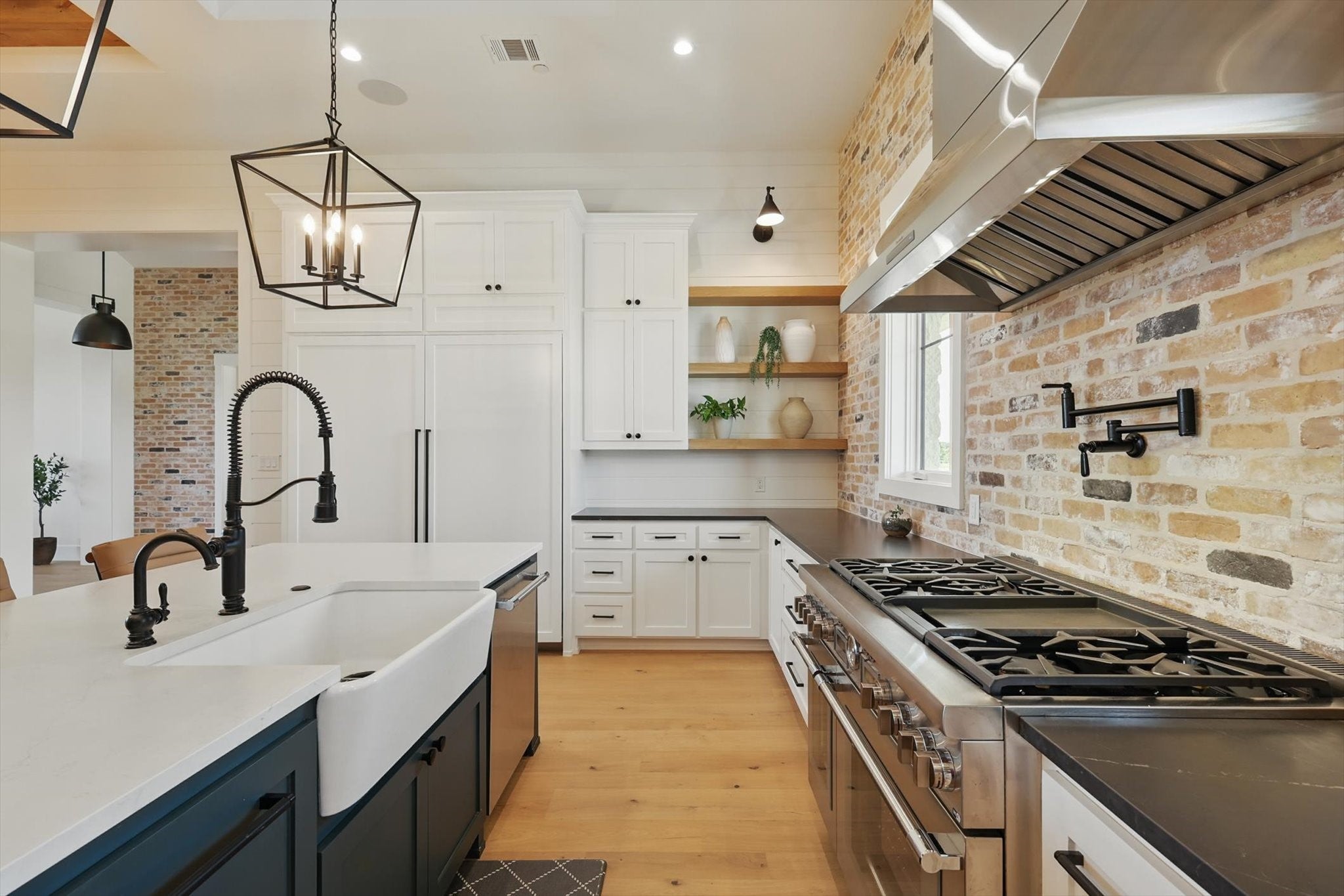 Lantana, Texas, 76226, United States, 4 Bedrooms Bedrooms, ,5 BathroomsBathrooms,Residential,Active,2001362