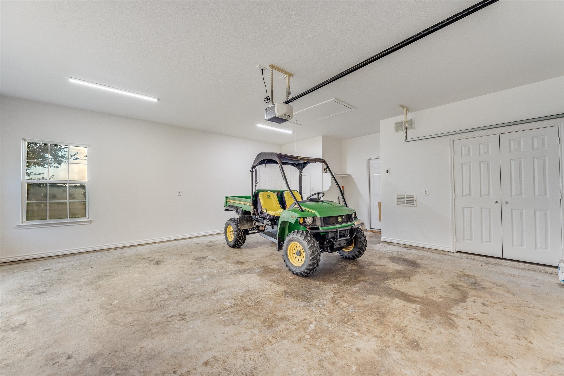 Leonard, Texas, 75452, United States, 2 Bedrooms Bedrooms, ,2 BathroomsBathrooms,Residential,Active,1920262