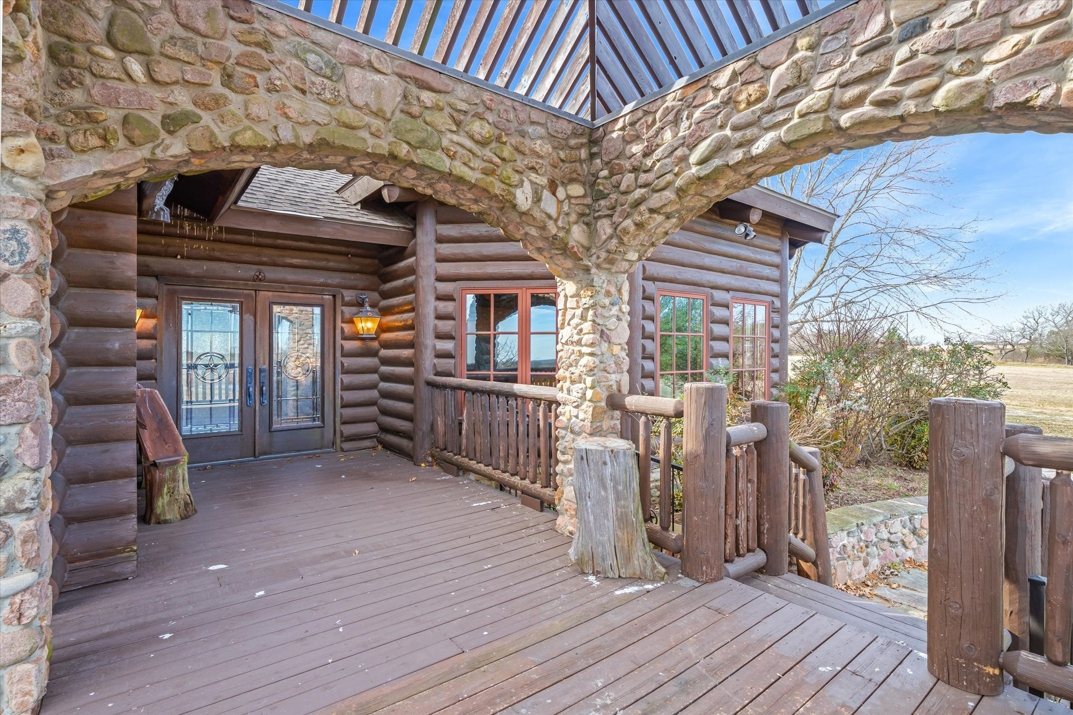 Palmer, Texas, 75152, United States, 6 Bedrooms Bedrooms, ,5 BathroomsBathrooms,Residential,Active,2010532