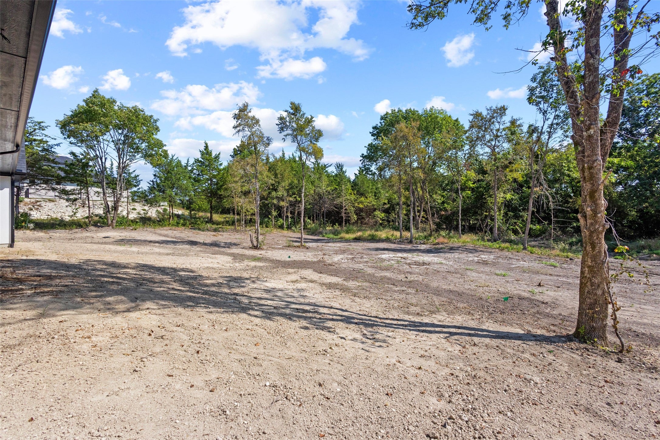 Van Alstyne, Texas, 75495, United States, 4 Bedrooms Bedrooms, ,4 BathroomsBathrooms,Residential,Active,1880019