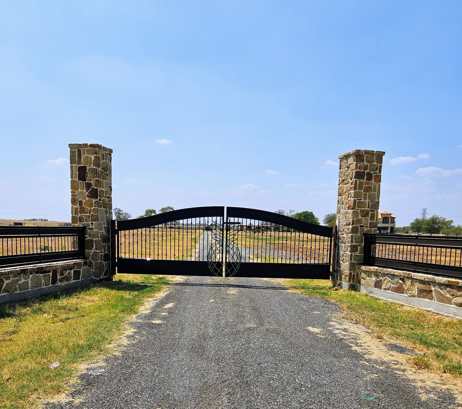 Cleburne, Texas, 76031, United States, ,5 BathroomsBathrooms,Residential,Active,1820498