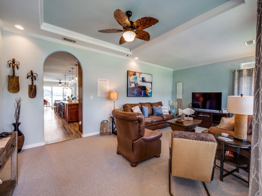 Graham, Texas, 76450, United States, 4 Bedrooms Bedrooms, ,2 BathroomsBathrooms,Residential,Active,2008324