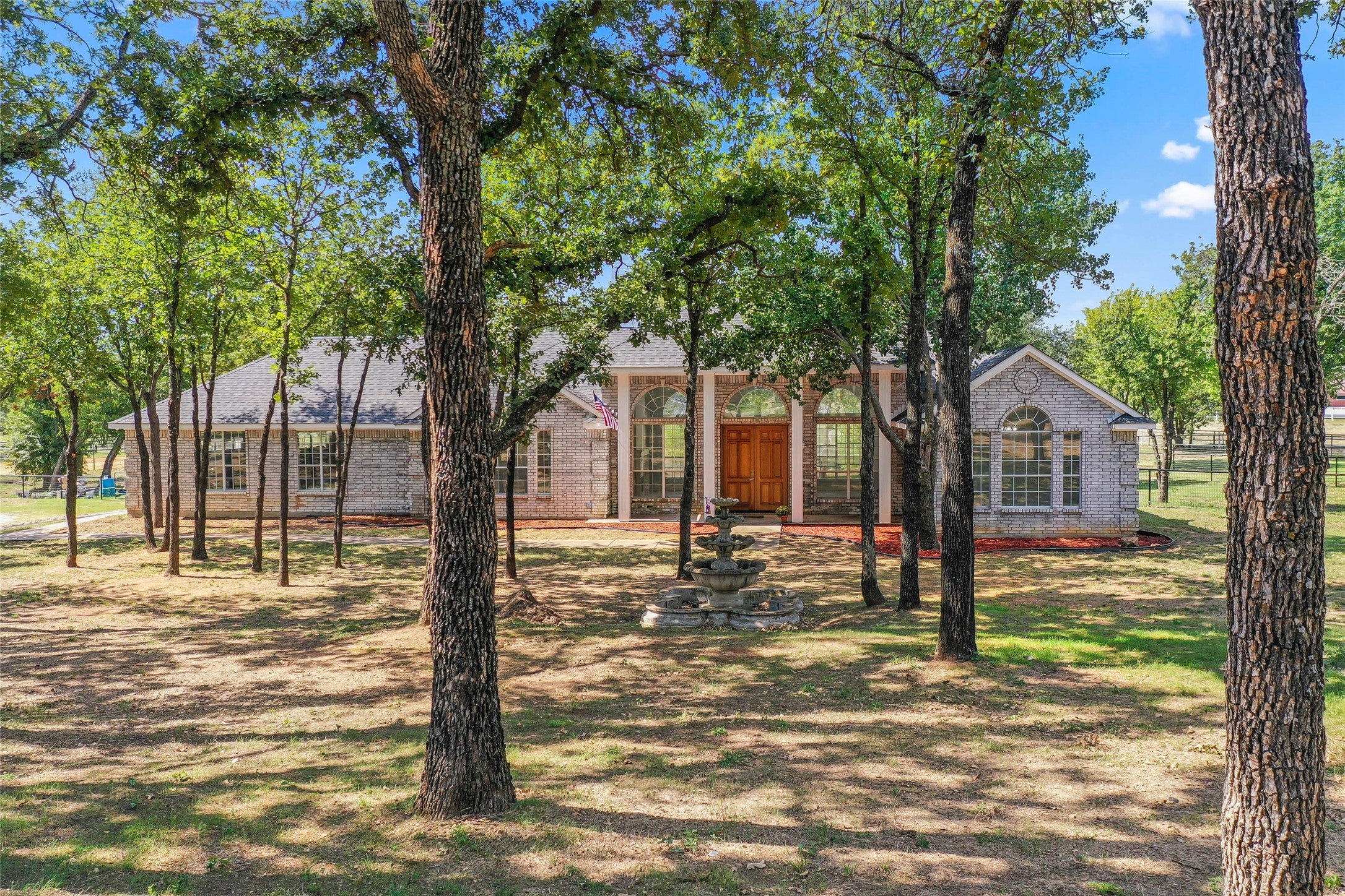Argyle, Texas, 76226, United States, 3 Bedrooms Bedrooms, ,2 BathroomsBathrooms,Residential,Active,1960132
