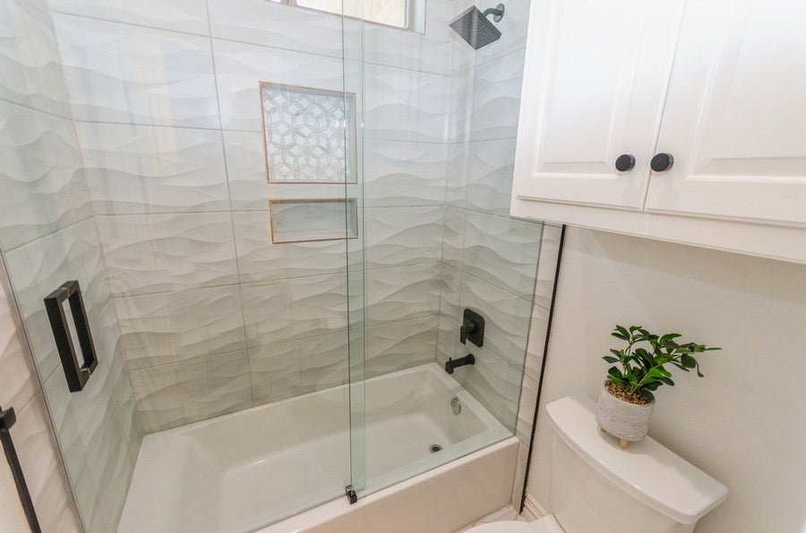 Rockwall, Texas, 75032, United States, 5 Bedrooms Bedrooms, ,4 BathroomsBathrooms,Residential,Active,1936444