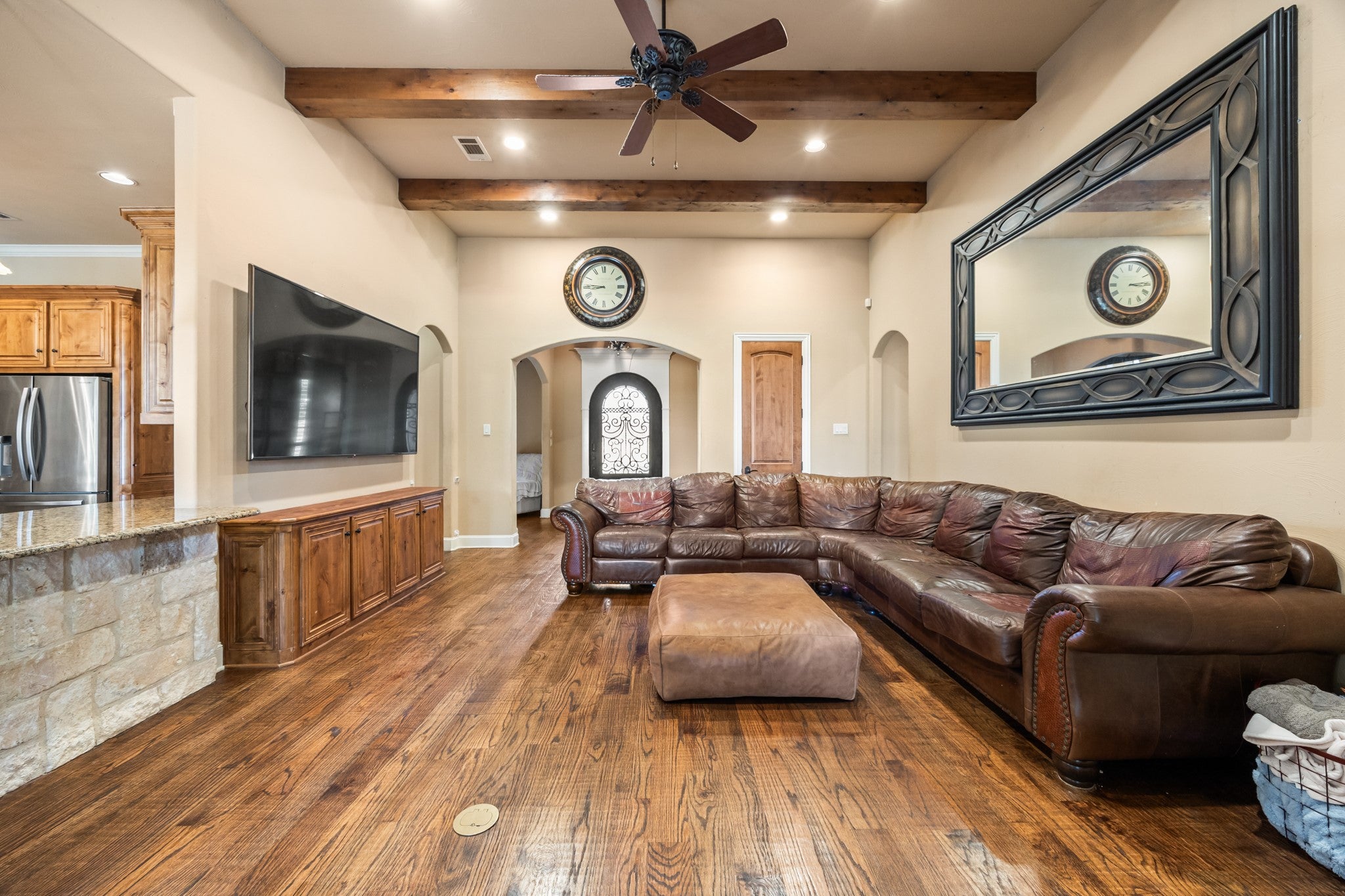 Midlothian, Texas, 76065, United States, 4 Bedrooms Bedrooms, ,4 BathroomsBathrooms,Residential,Active,1992317