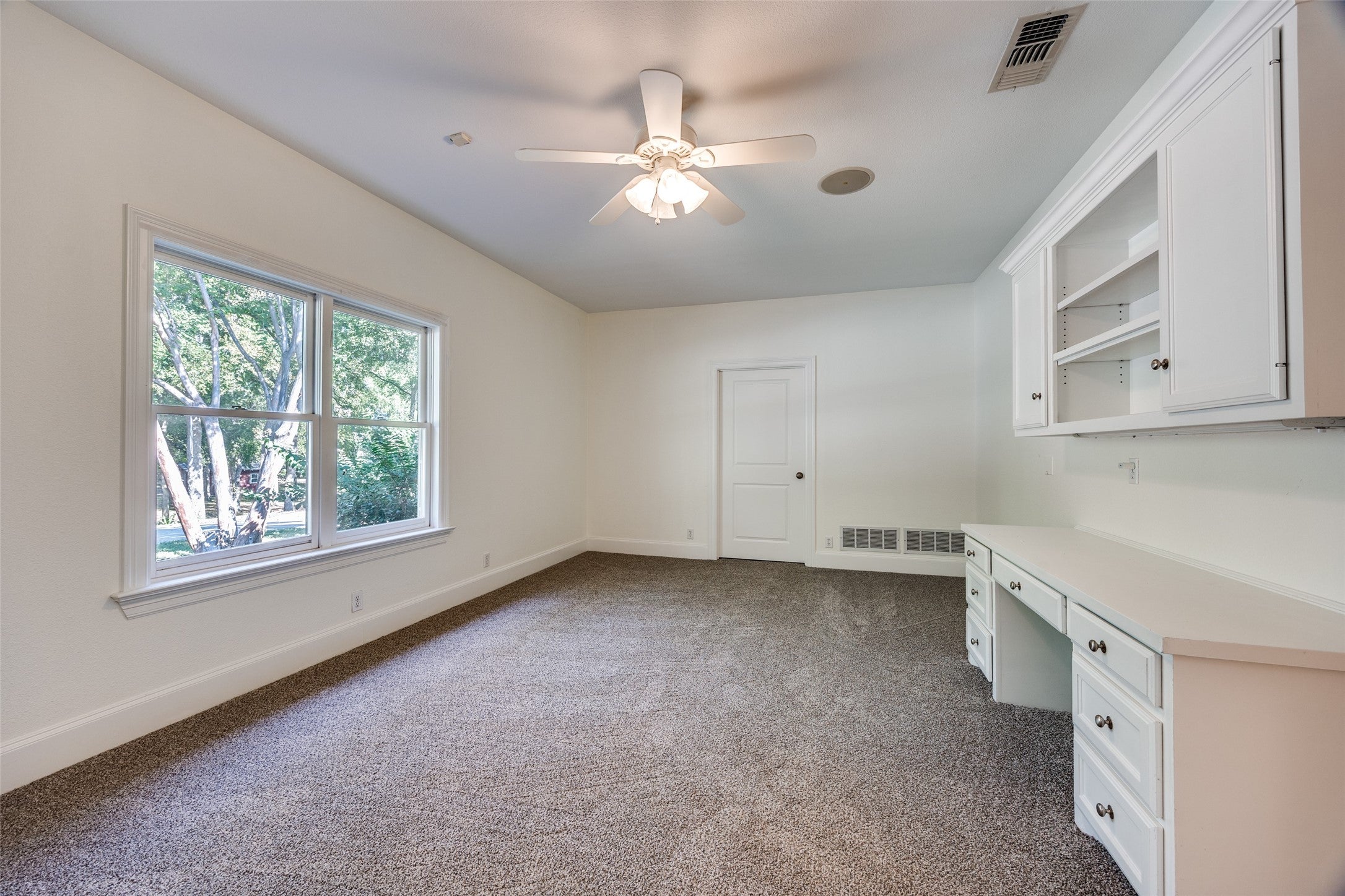 Mckinney, Texas, 75071, United States, 5 Bedrooms Bedrooms, ,6 BathroomsBathrooms,Residential,Active,1946319