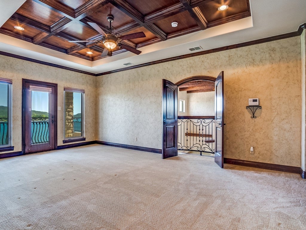 Graham, Texas, 76450, United States, 4 Bedrooms Bedrooms, ,4 BathroomsBathrooms,Residential,Active,1944034