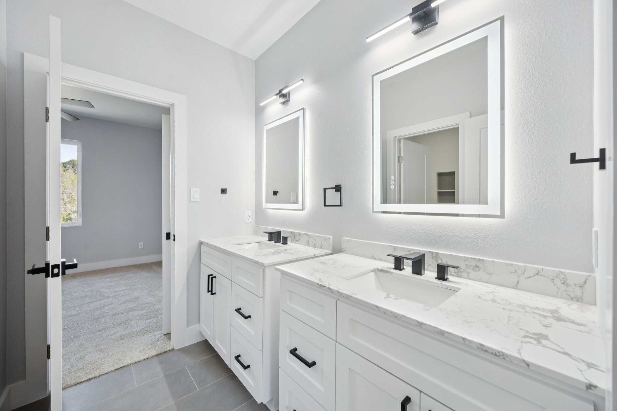 Cedar Hill, Texas, 75104, United States, 4 Bedrooms Bedrooms, ,5 BathroomsBathrooms,Residential,Active,1993947