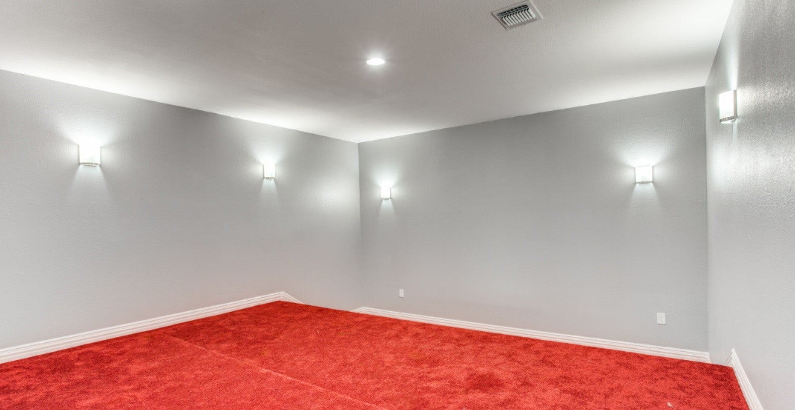 Cleburne, Texas, 76031, United States, ,5 BathroomsBathrooms,Residential,Active,1820498