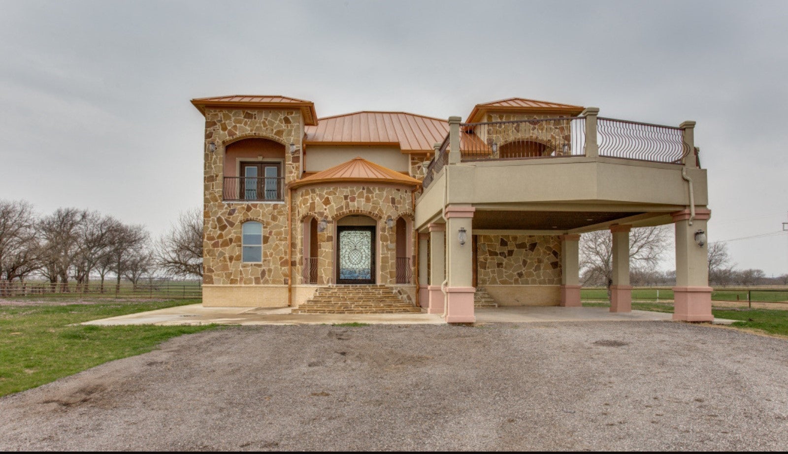 Cleburne, Texas, 76031, United States, ,5 BathroomsBathrooms,Residential,Active,1820498