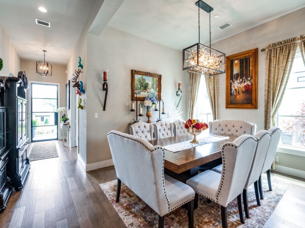 Tyler, Texas, 75709, United States, 4 Bedrooms Bedrooms, ,5 BathroomsBathrooms,Residential,Active,2015815