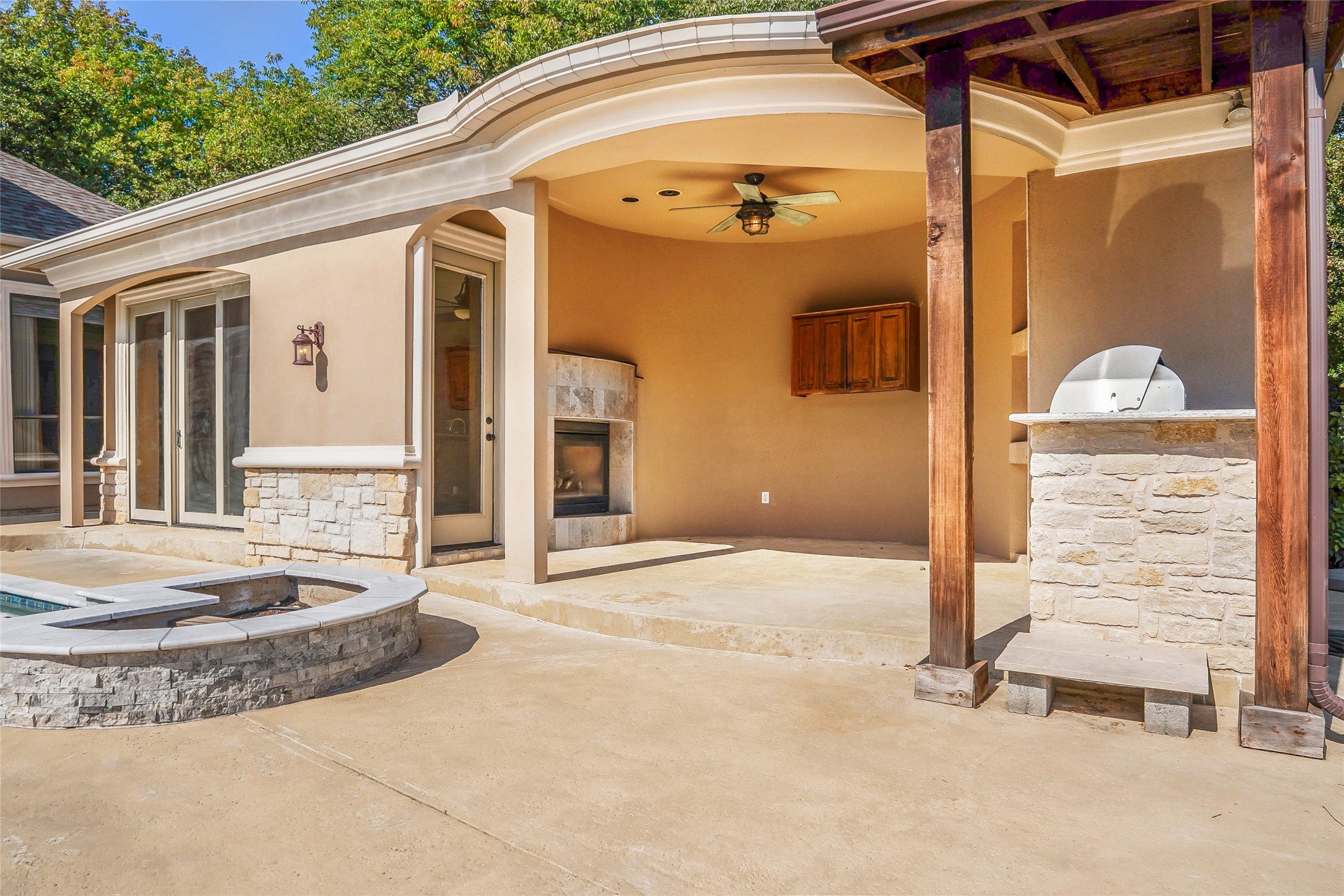 Flower Mound, Texas, 75022, United States, 4 Bedrooms Bedrooms, ,6 BathroomsBathrooms,Residential,Active,1972143