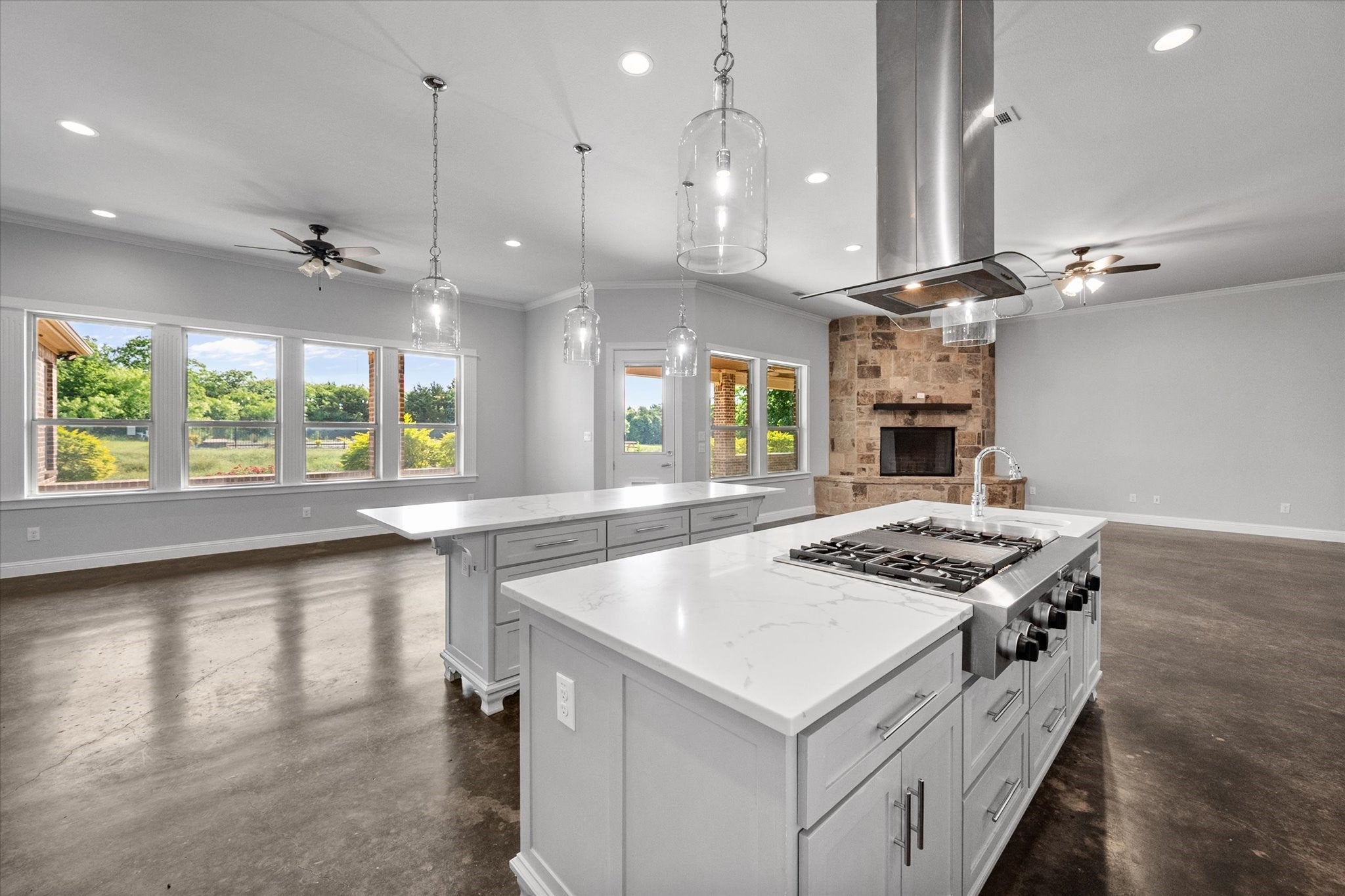 Mansfield, Texas, 76063, United States, 5 Bedrooms Bedrooms, ,6 BathroomsBathrooms,Residential,Contingent,1799362