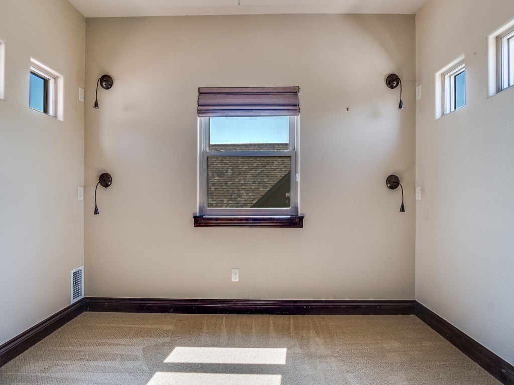 Graham, Texas, 76450, United States, 4 Bedrooms Bedrooms, ,4 BathroomsBathrooms,Residential,Active,1944034