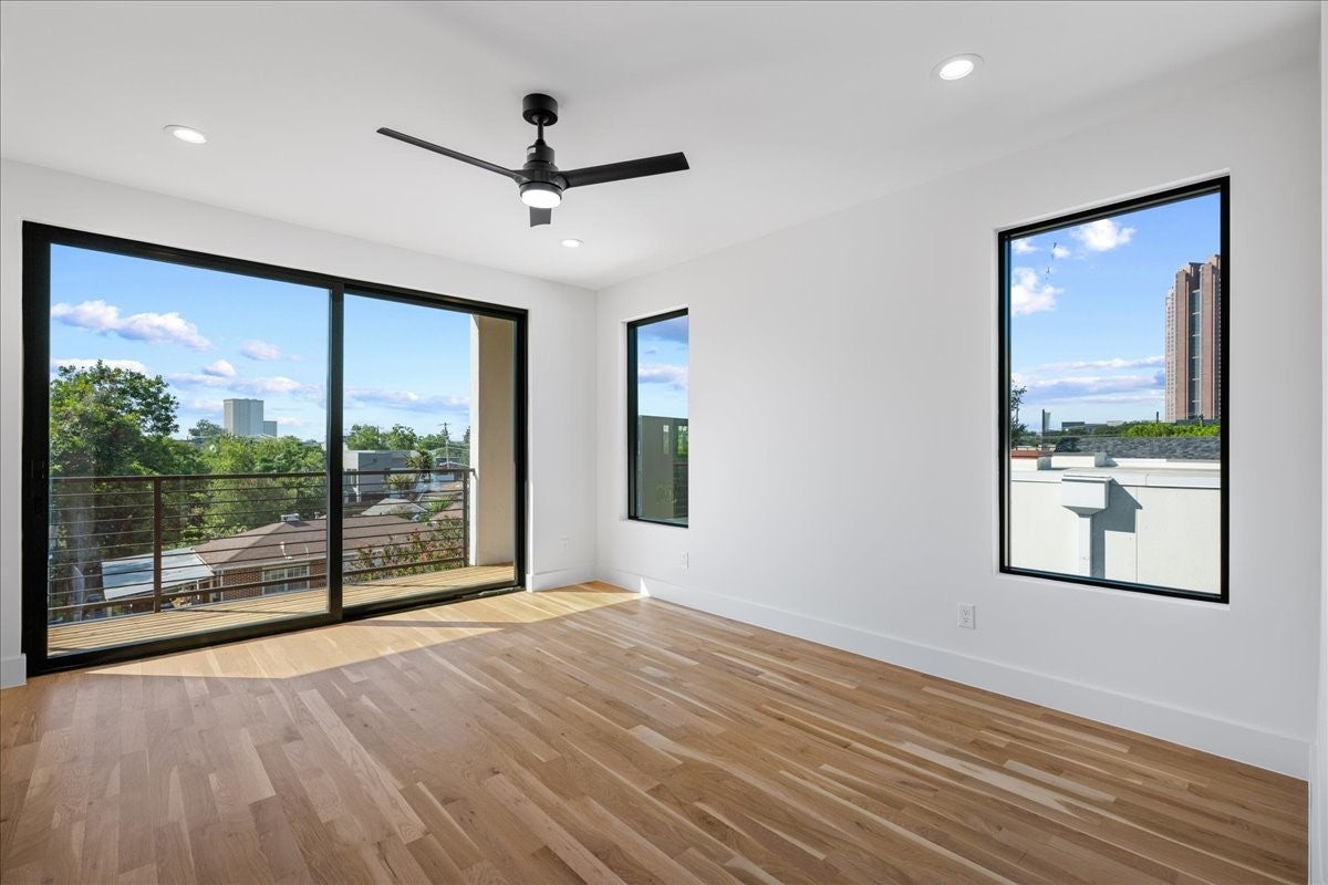 Dallas, Texas, 75204, United States, 4 Bedrooms Bedrooms, ,4 BathroomsBathrooms,Residential,Active,1929706