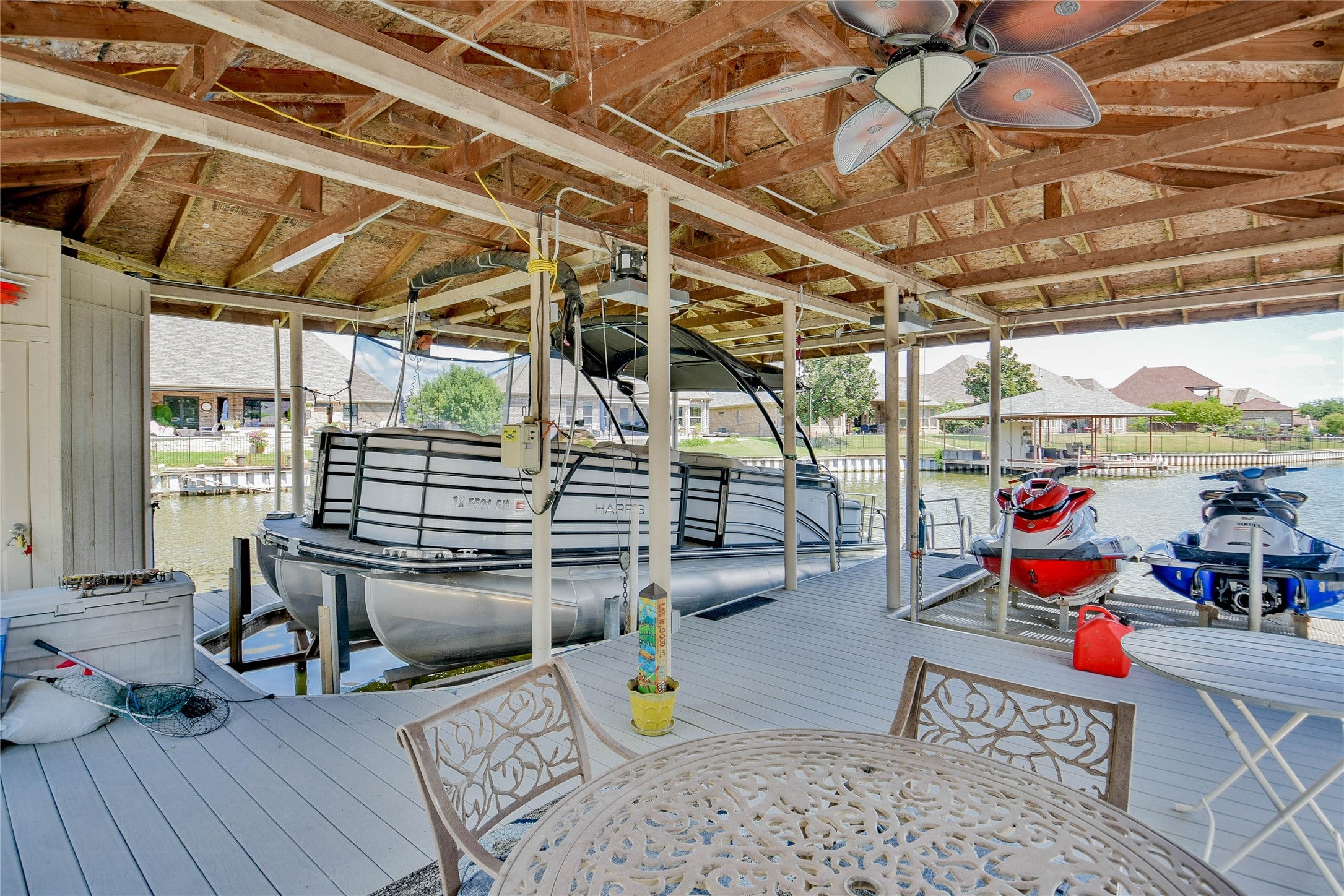 Granbury, Texas, 76048, United States, 4 Bedrooms Bedrooms, ,3 BathroomsBathrooms,Residential,Active,1929707