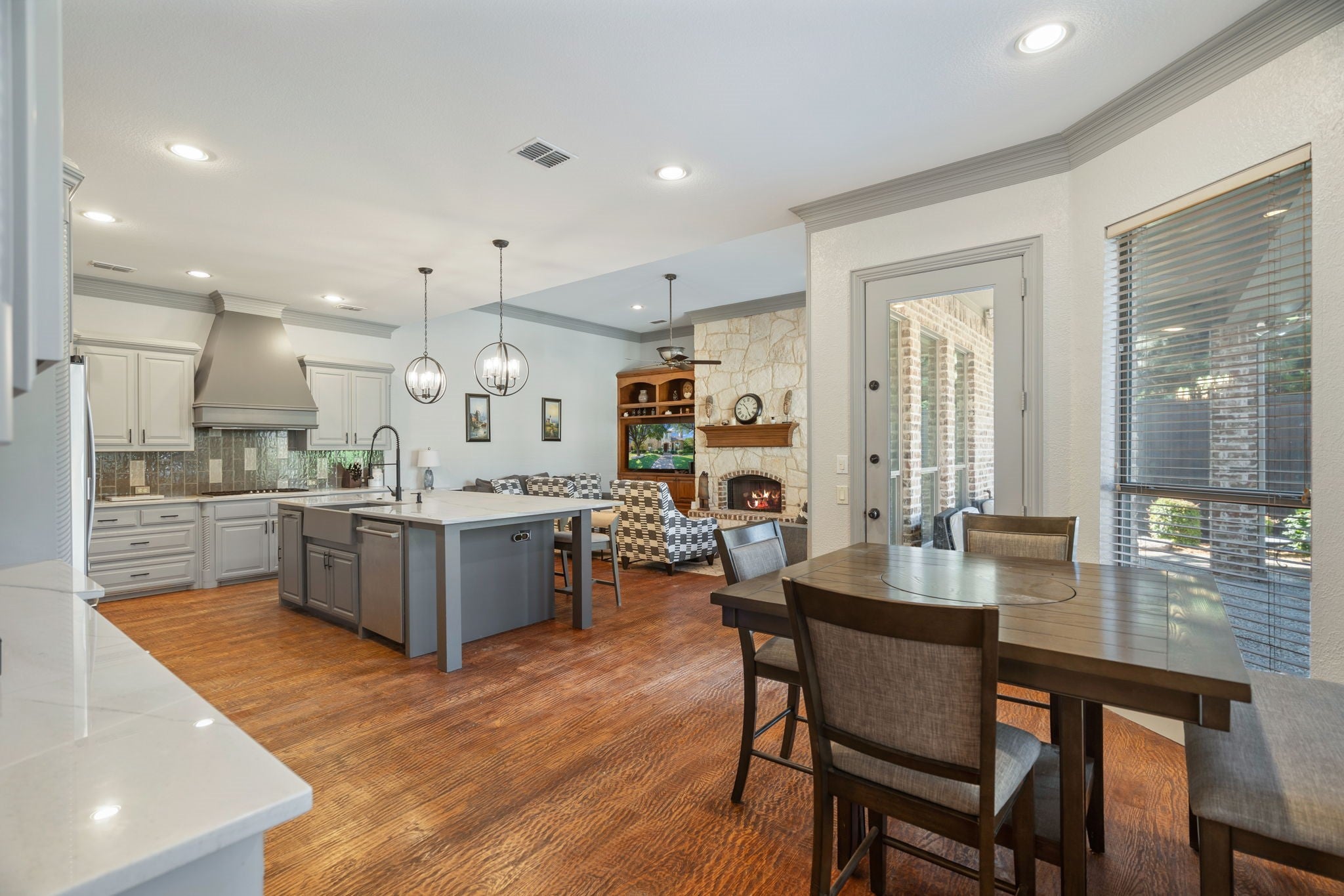 Frisco, Texas, 75033, United States, 5 Bedrooms Bedrooms, ,4 BathroomsBathrooms,Residential,Active,1959547