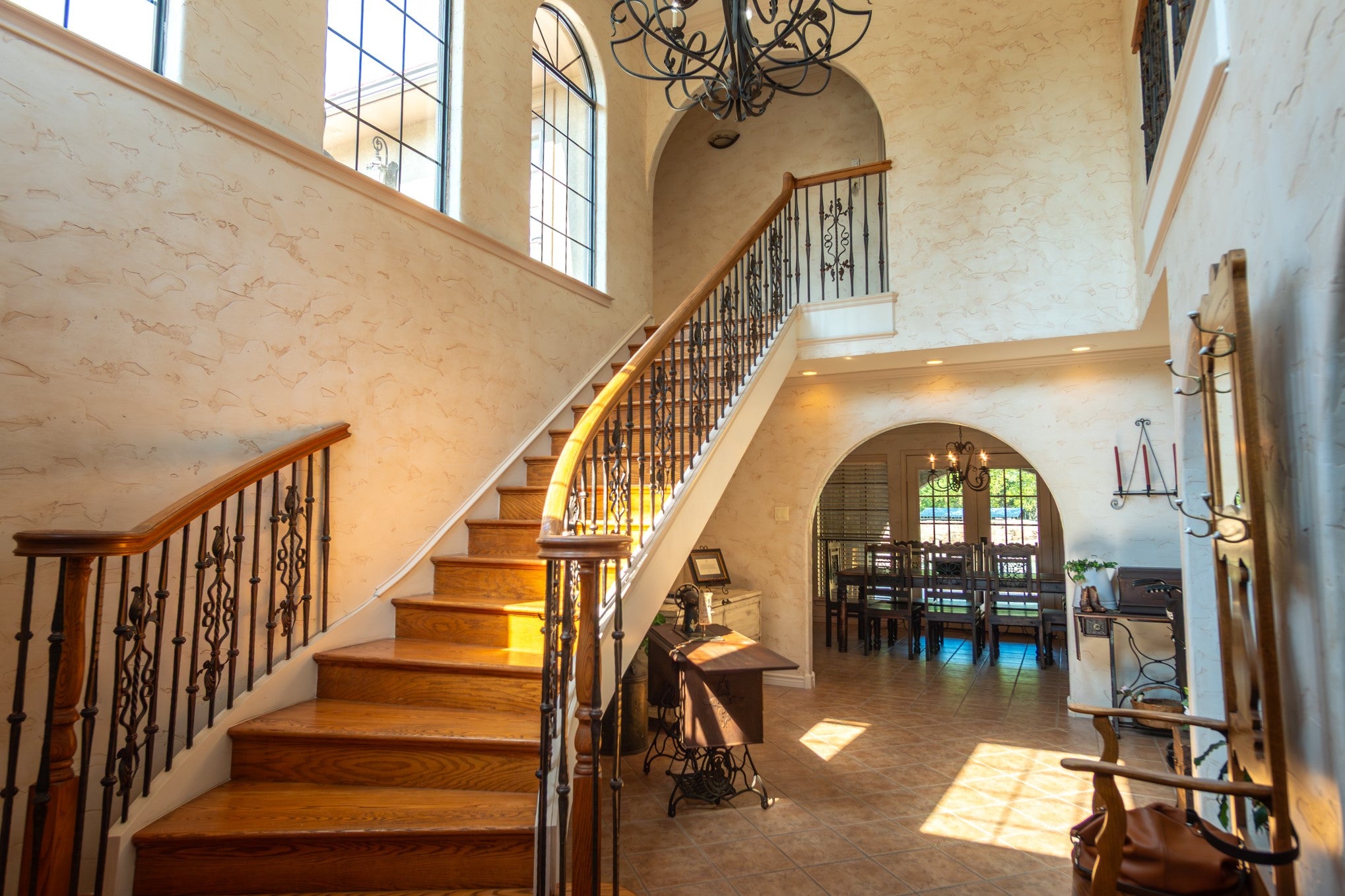 Bonham, Texas, 75418, United States, 4 Bedrooms Bedrooms, ,5 BathroomsBathrooms,Residential,Active,1988725