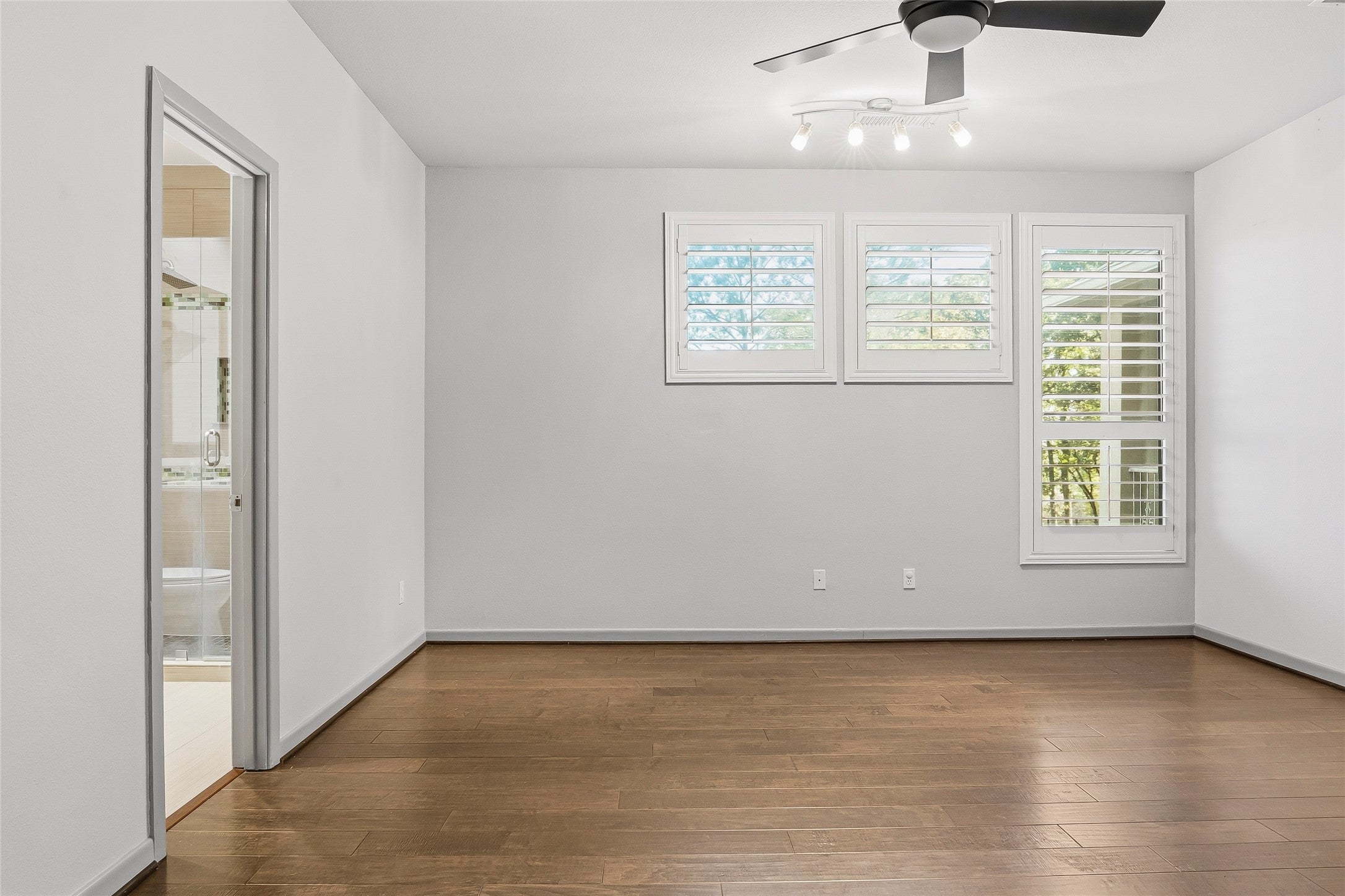 Flower Mound, Texas, 75022, United States, 4 Bedrooms Bedrooms, ,6 BathroomsBathrooms,Residential,Active,1972143