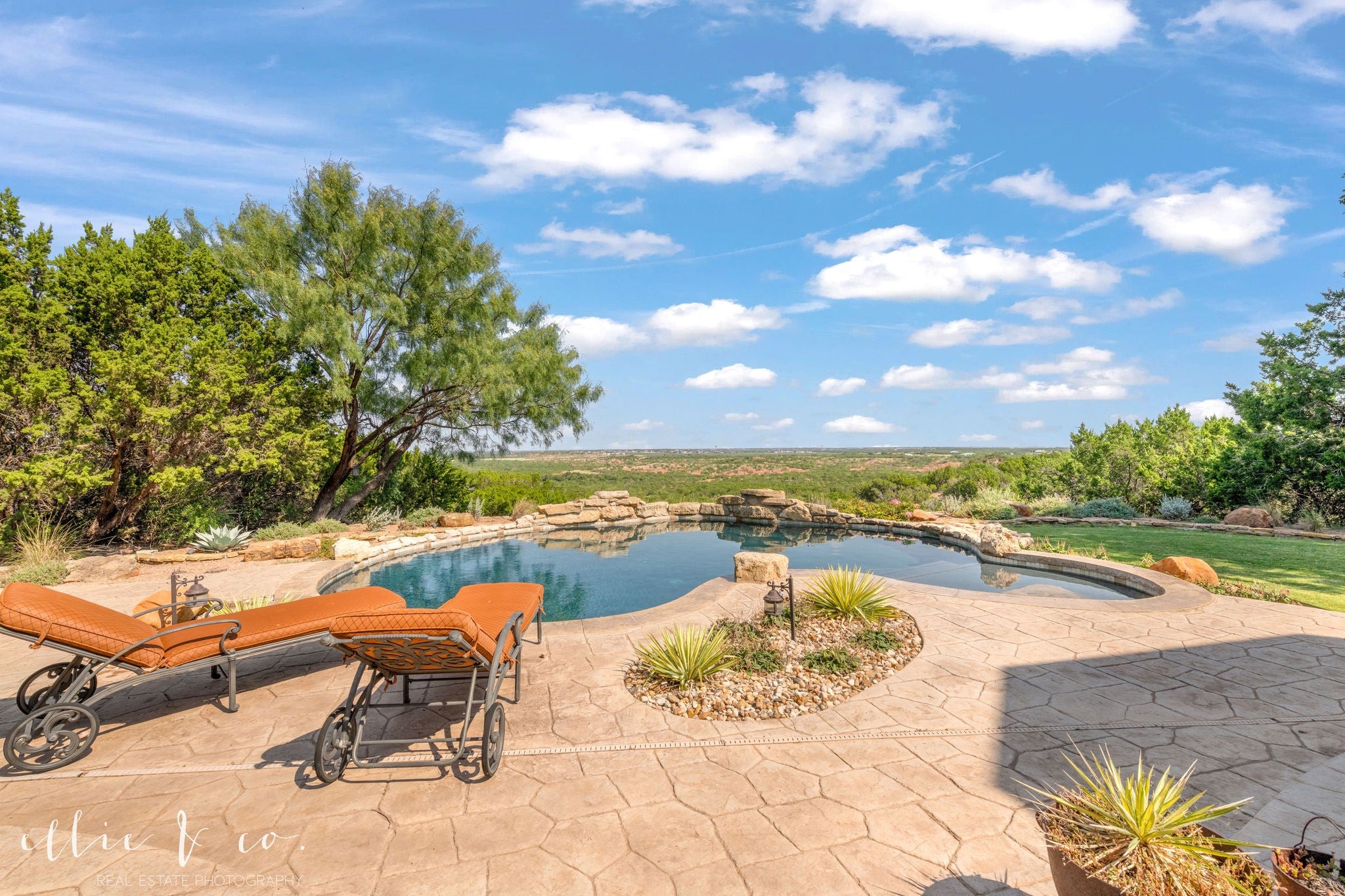 Abilene, Texas, 79606, United States, 3 Bedrooms Bedrooms, ,3 BathroomsBathrooms,Residential,Active,1968105