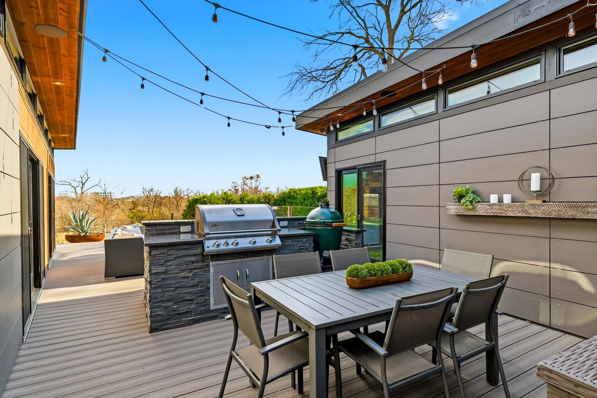 Dallas, Texas, 75218, United States, 3 Bedrooms Bedrooms, ,2 BathroomsBathrooms,Residential,Active,2010190