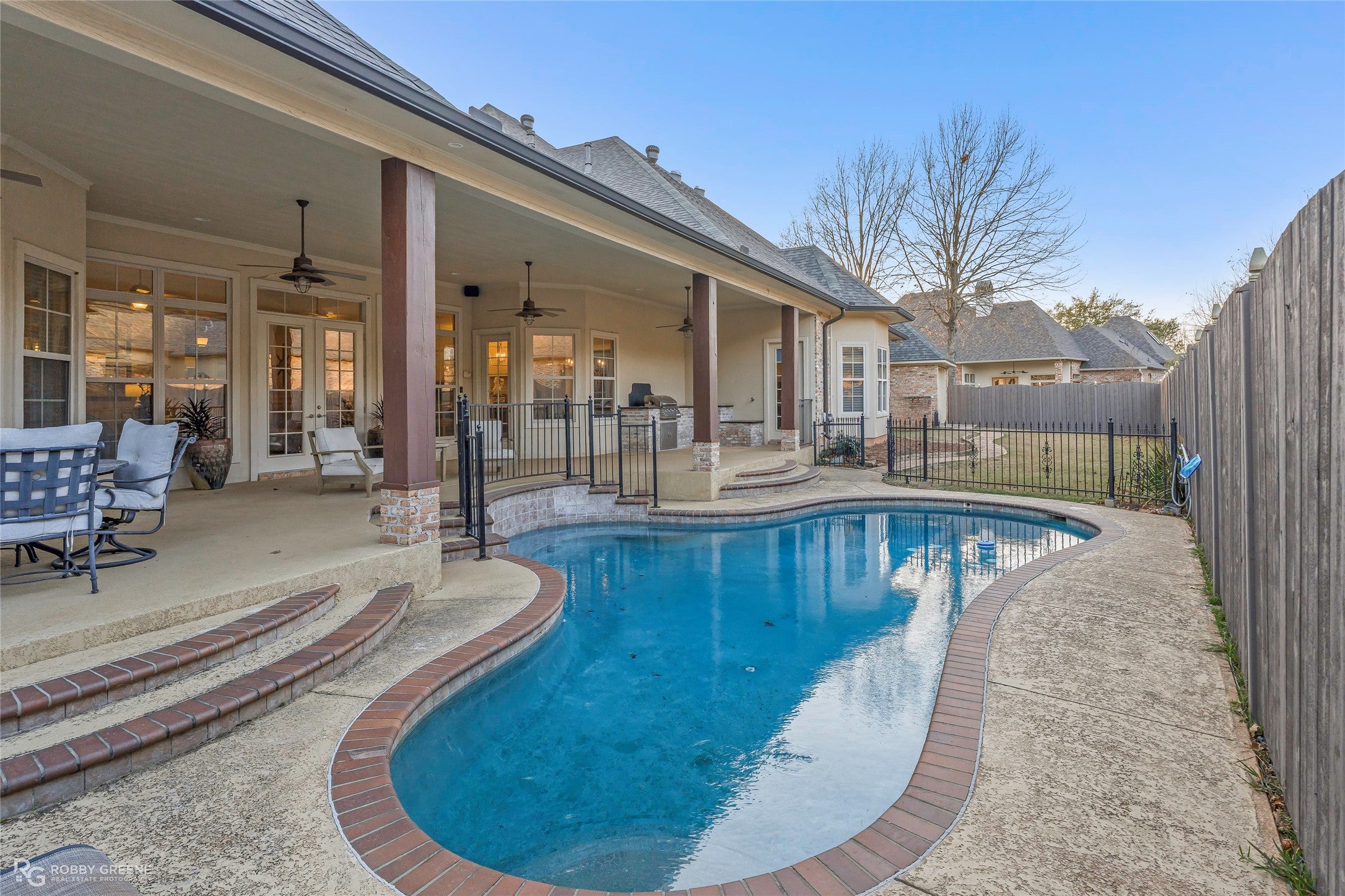 Bossier City, Louisiana, 71111, United States, 5 Bedrooms Bedrooms, ,4 BathroomsBathrooms,Residential,Active,2007654