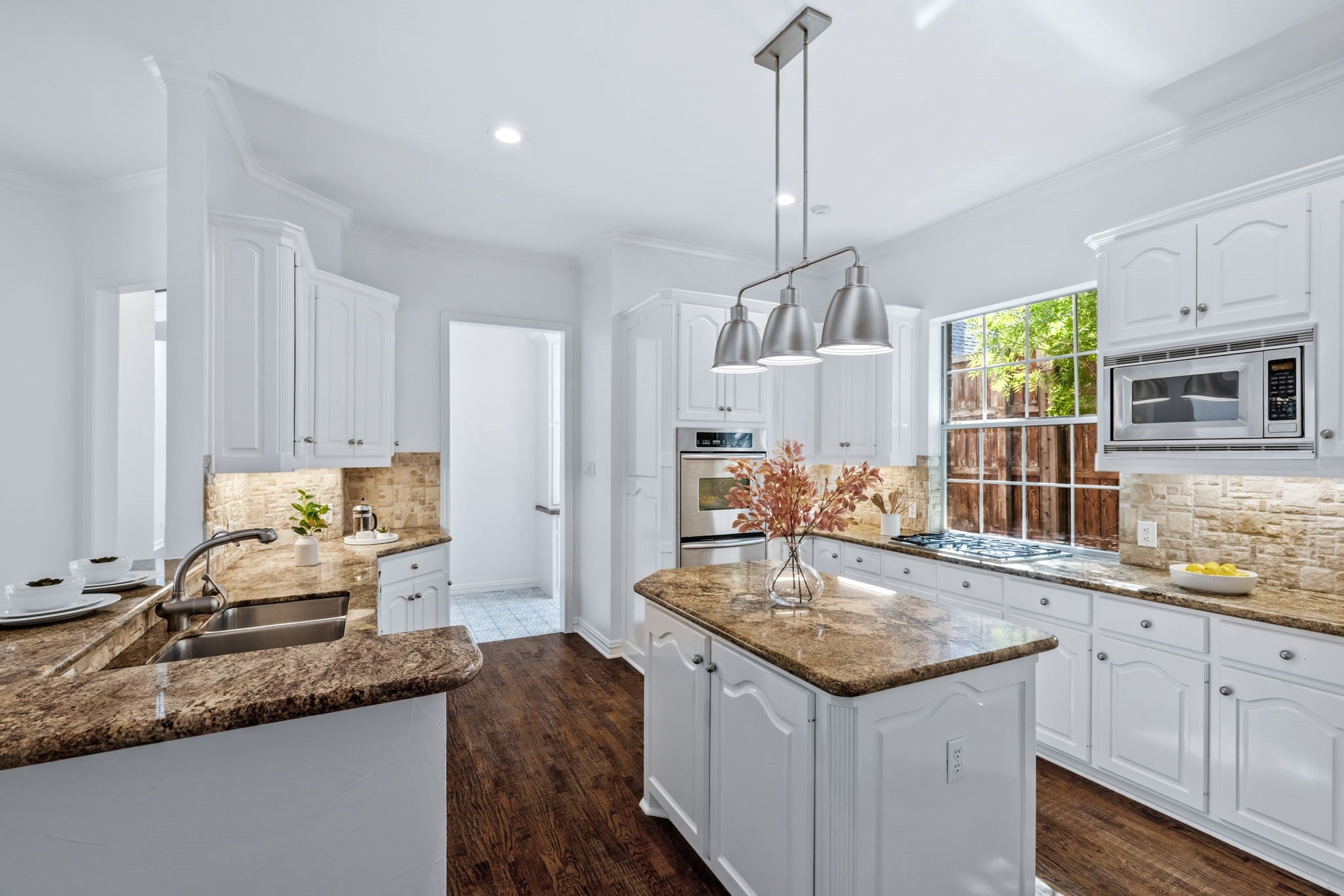 Plano, Texas, 75093, United States, 4 Bedrooms Bedrooms, ,5 BathroomsBathrooms,Residential,Active,1945444