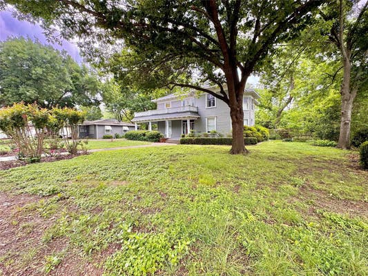 900 PARK DR, HILLSBORO, TX 76645, photo 3 of 40