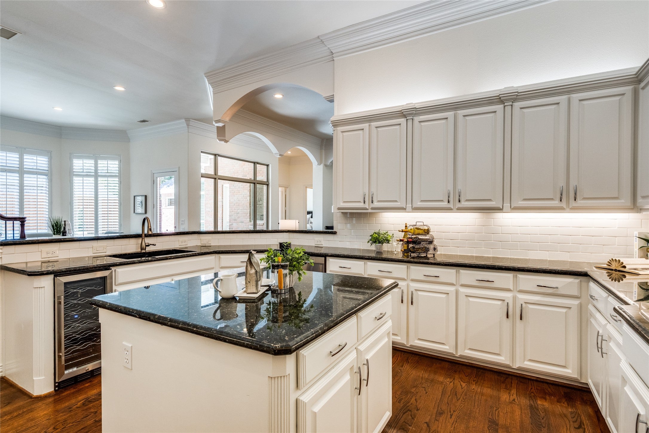 Frisco, Texas, 75034, United States, 4 Bedrooms Bedrooms, ,5 BathroomsBathrooms,Residential,Active,1900185