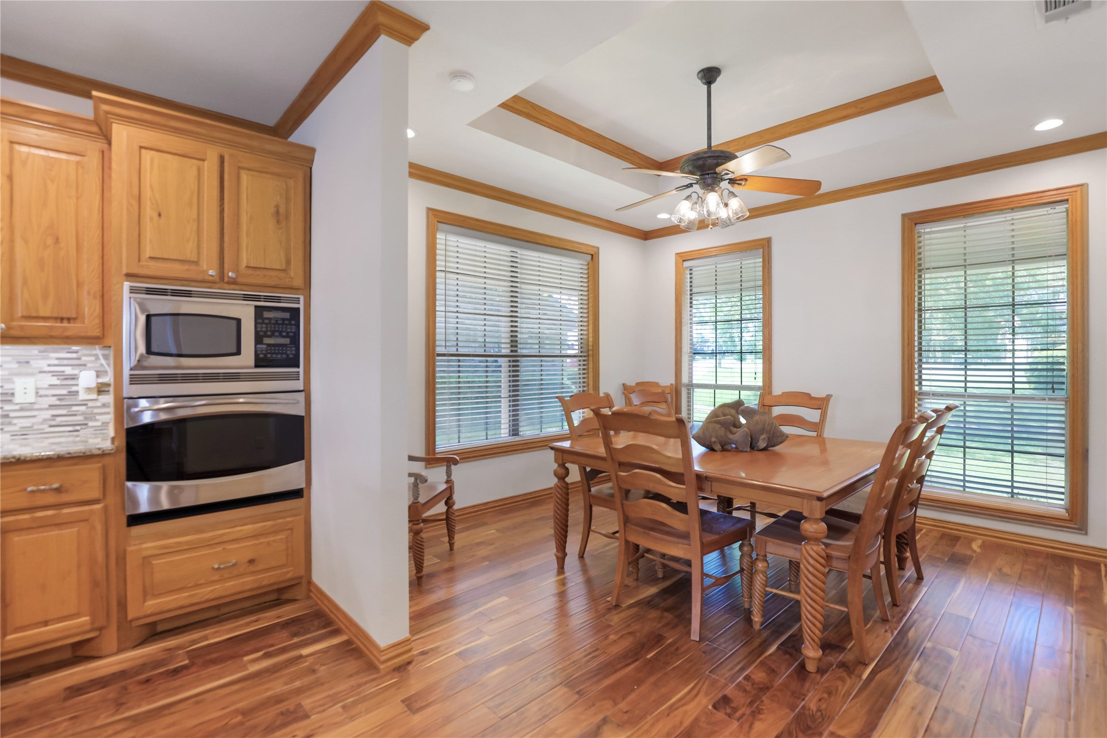 Scroggins, Texas, 75480, United States, 5 Bedrooms Bedrooms, ,5 BathroomsBathrooms,Residential,Active,1781819