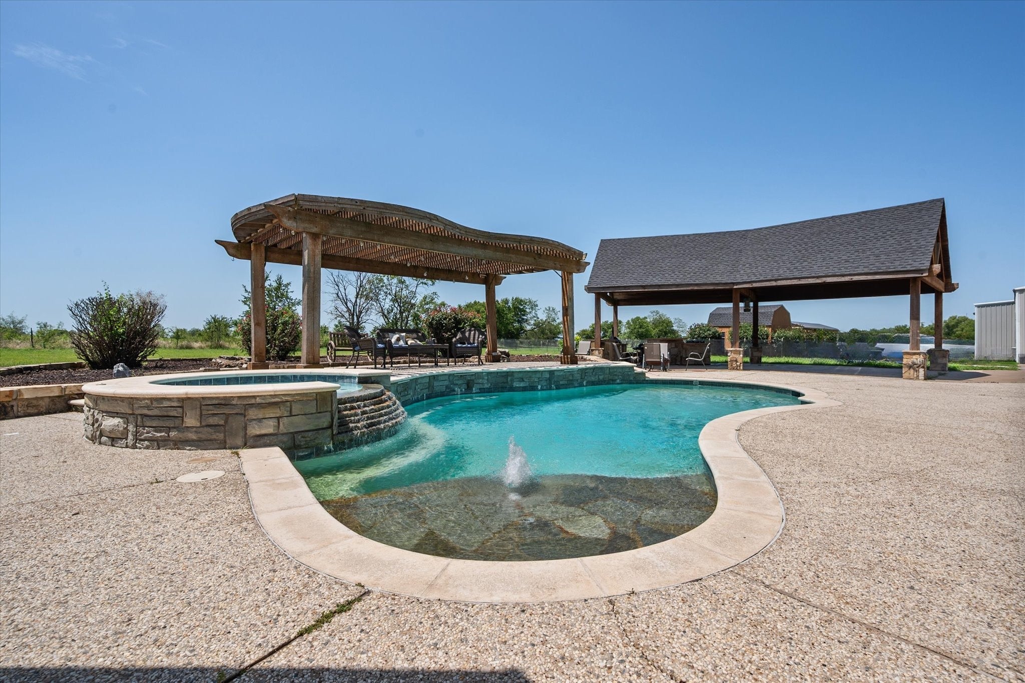 Blooming Grove, Texas, 76626, United States, 4 Bedrooms Bedrooms, ,6 BathroomsBathrooms,Residential,Active,2003548