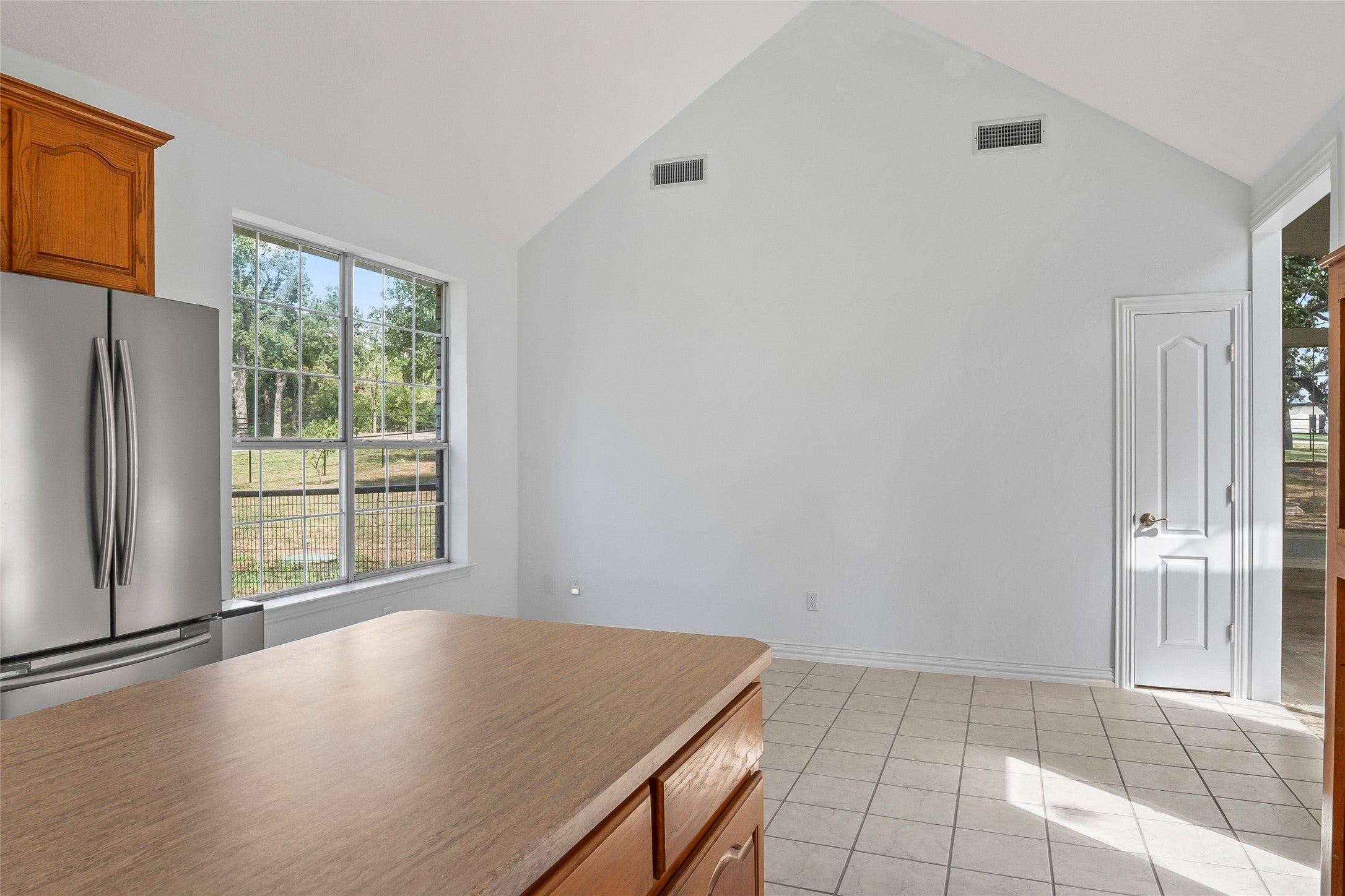 Argyle, Texas, 76226, United States, 3 Bedrooms Bedrooms, ,2 BathroomsBathrooms,Residential,Active,1960132