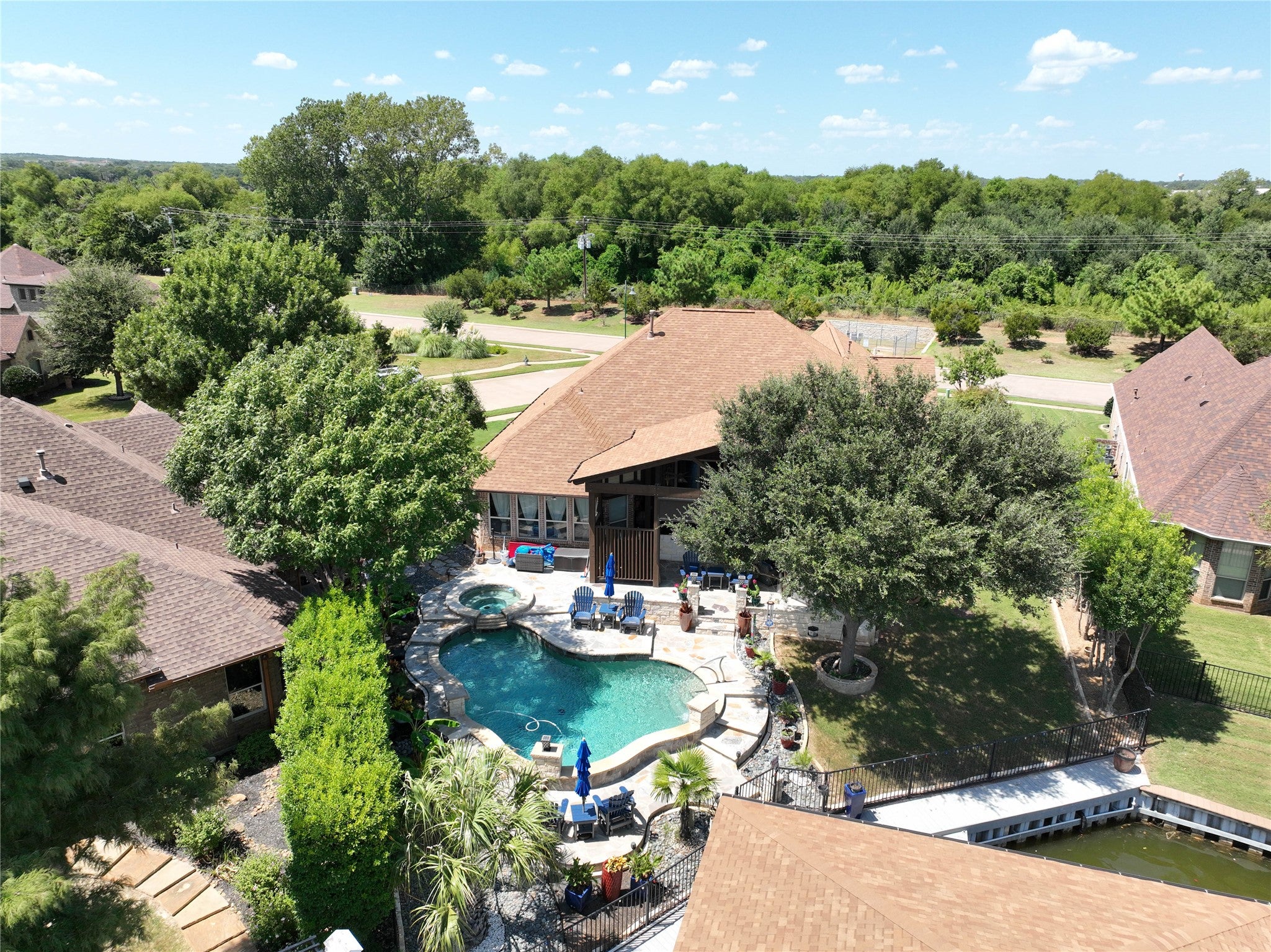 Granbury, Texas, 76048, United States, 4 Bedrooms Bedrooms, ,3 BathroomsBathrooms,Residential,Active,1929707