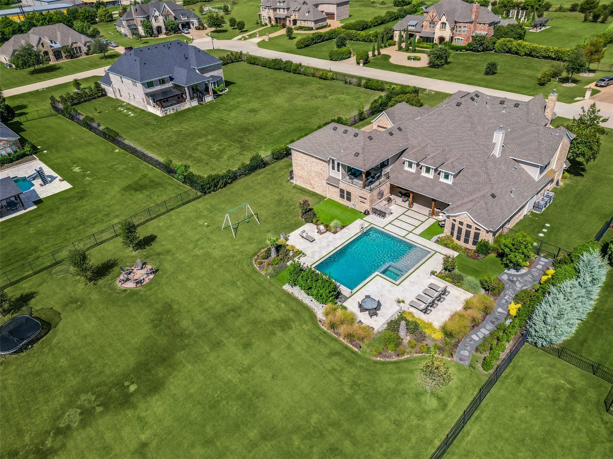 Allen, Texas, 75002, United States, 6 Bedrooms Bedrooms, ,6 BathroomsBathrooms,Residential,Pending,1988728