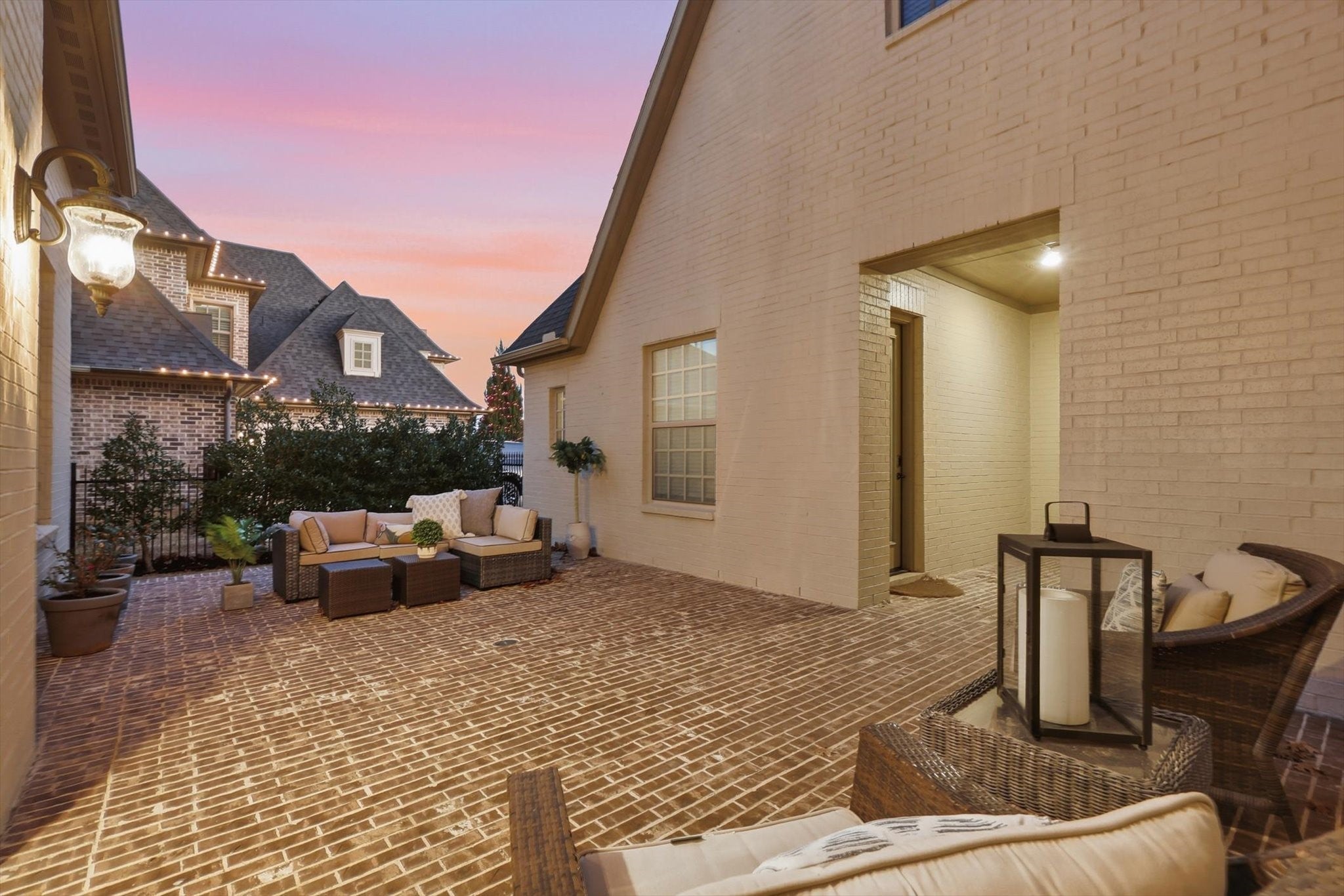 Frisco, Texas, 75033, United States, 5 Bedrooms Bedrooms, ,6 BathroomsBathrooms,Residential,Active,2010142