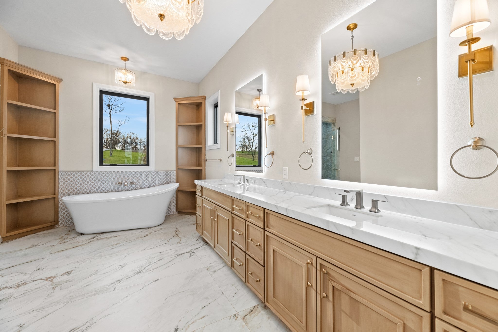 Corsicana, Texas, 75109, United States, 6 Bedrooms Bedrooms, ,7 BathroomsBathrooms,Residential,Active,1798111